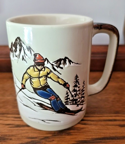 VTG Otagiri Embossed Ski Skier Coffee Mug Textured Retro 4\