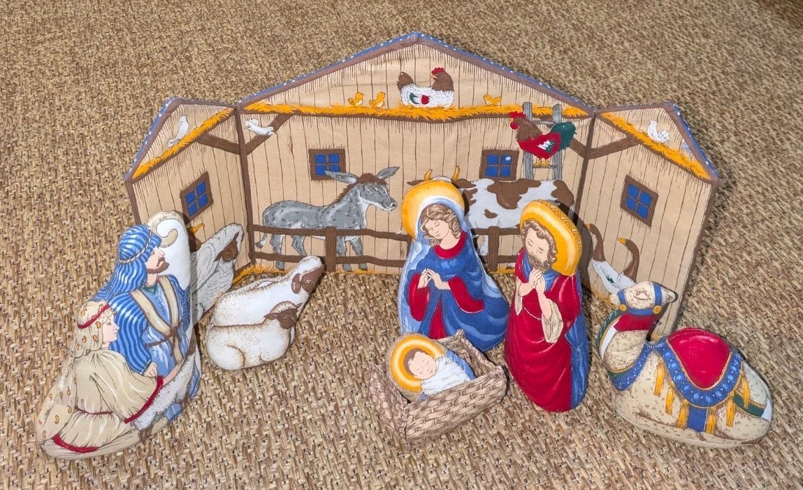 8 Piece Vintage Fabric Nativity Set Handmade Christmas Jesus Christ Birth Mary 