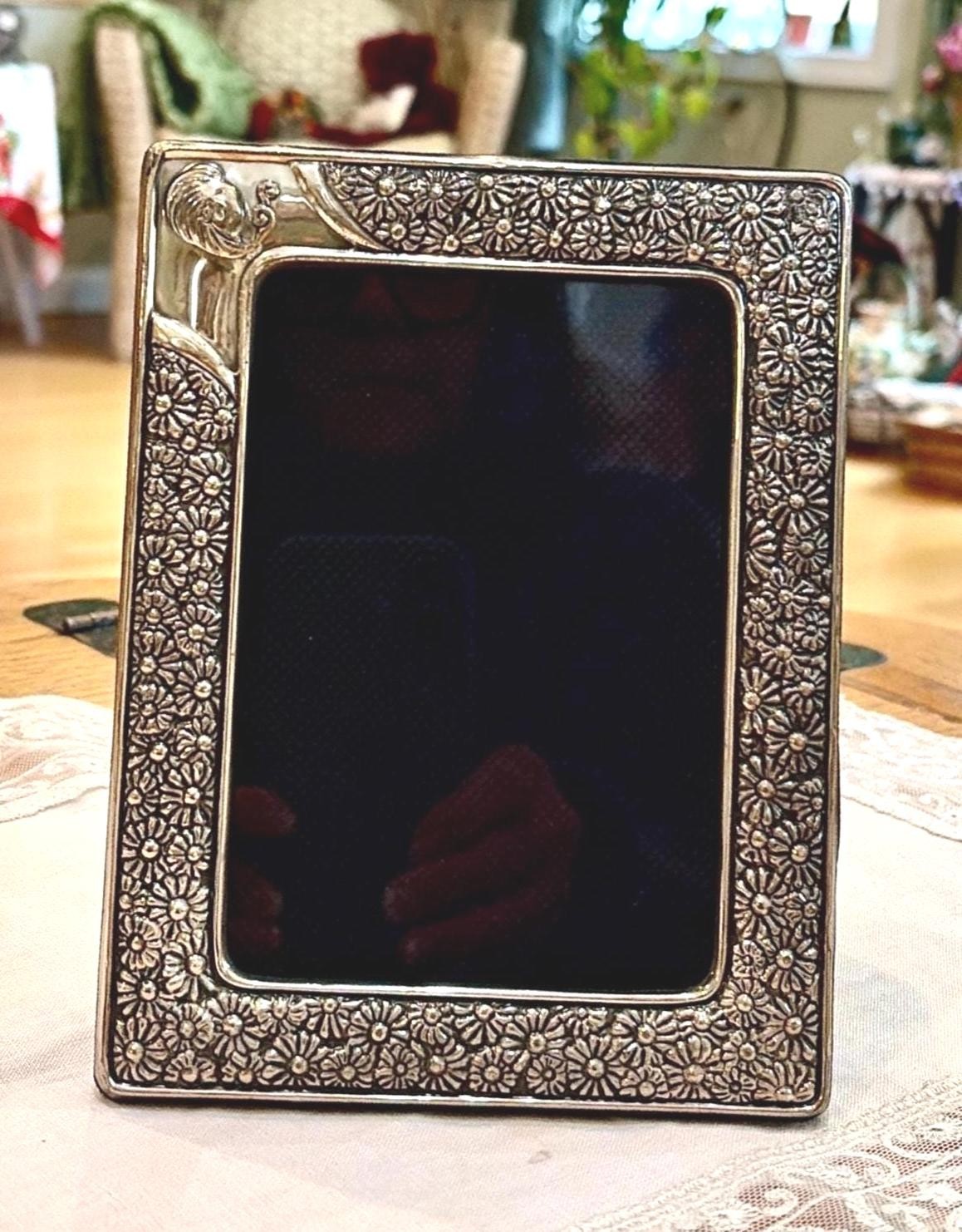 Vintage Italian 925 Sterling Silver Daisy Embossed Photo Frame