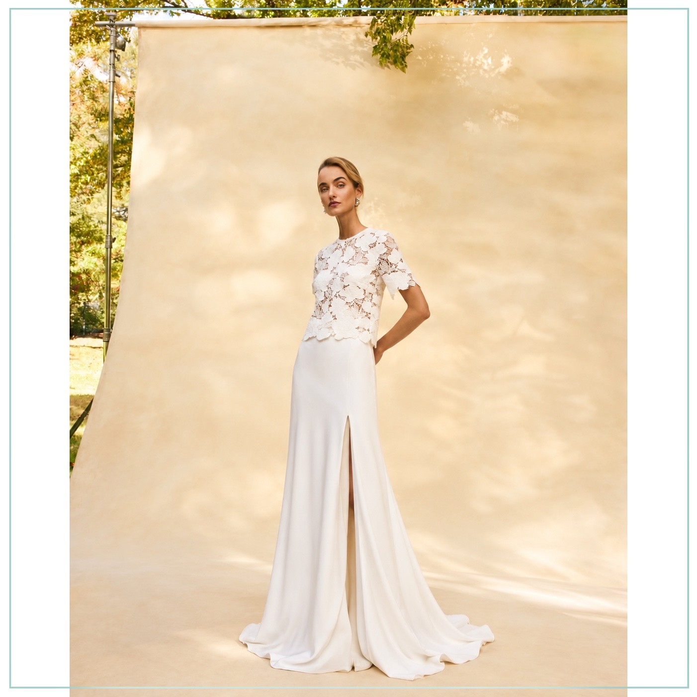 $4100 Oscar de la Renta Magnolia Lace Runway Top and Matching Skirt Set