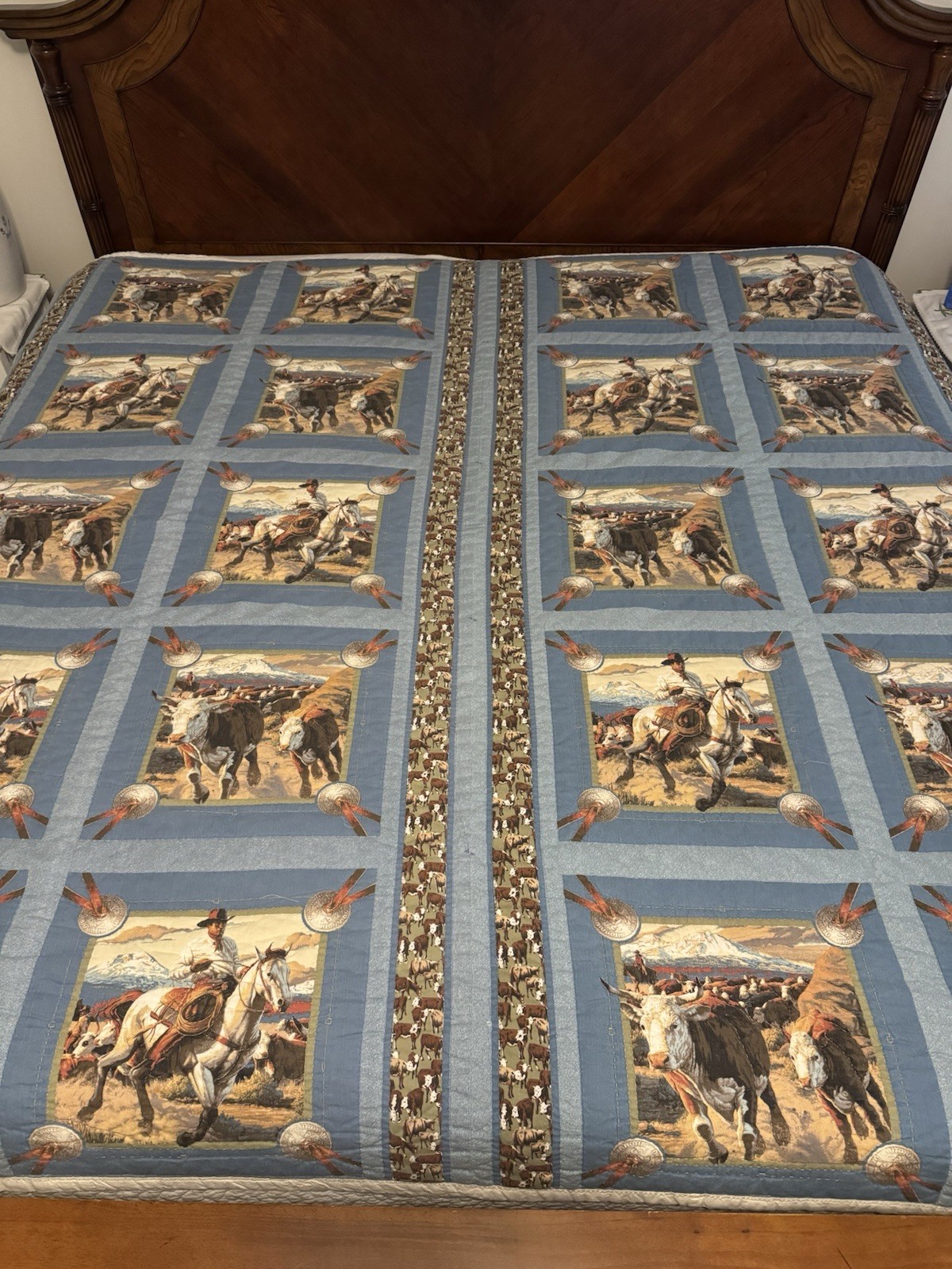 VTG Handmade Western Cowboy Quilt Full Queen Hereford Cattle Drive Fabric Panel