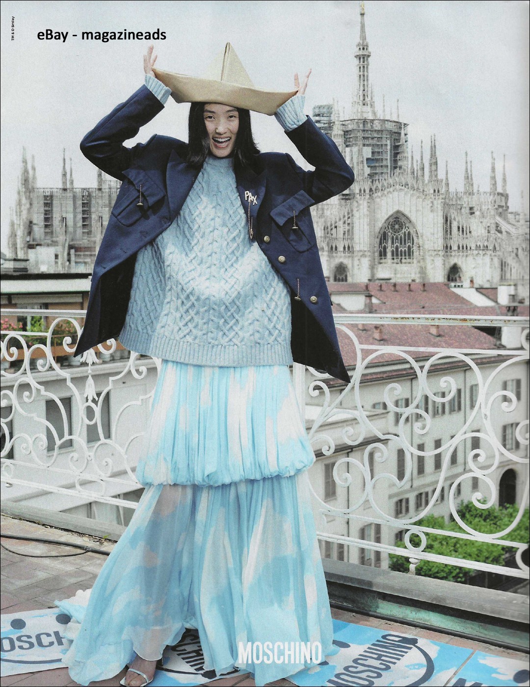 MOSCHINO 1-Page PRINT AD Fall 2024 LINA ZHANG Duomo di Milano WILLY VANDERPERRE