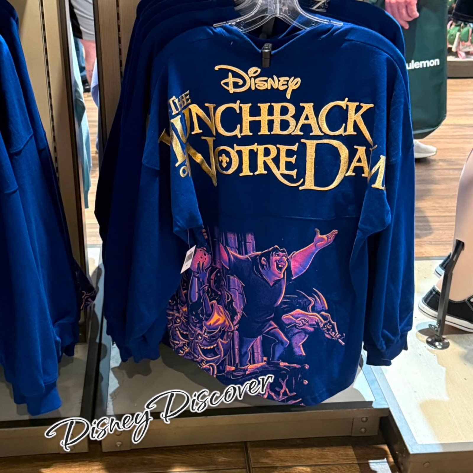 Disney Parks Hunchback of Notre Dame 30th Anniversary Spirit Jersey Size L New