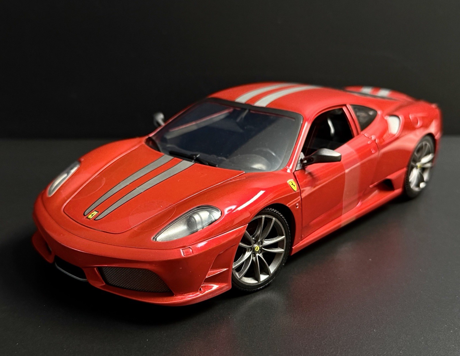 2005 Ferrari F430 Red Scuderia 1/18 Hot Wheels HTF 