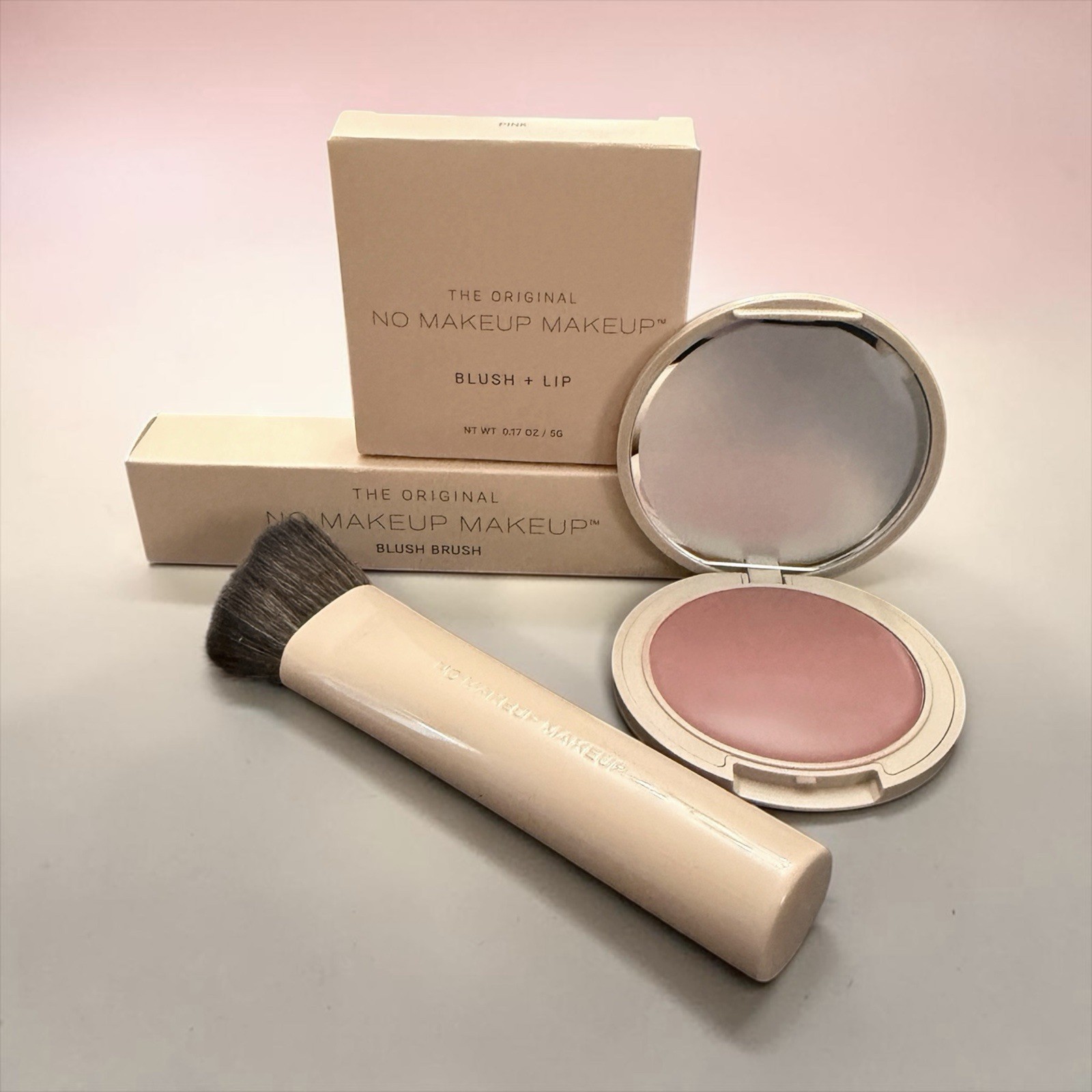 NEW~ The Original No Makeup Makeup Blush & Lip + Brush Set PINK 0.17 oz 5 g NEW~ The Original No Makeup Makeup Blush & Lip + Brush Set PINK 0.17 oz 5 g