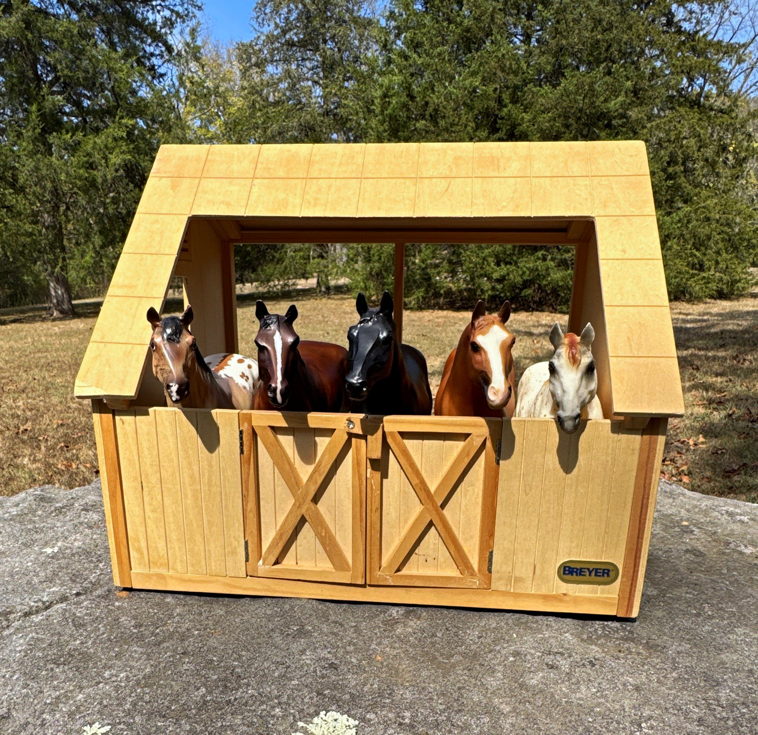 Breyer Wood Model Horse Stable/Barn with 5 Horses listed in description