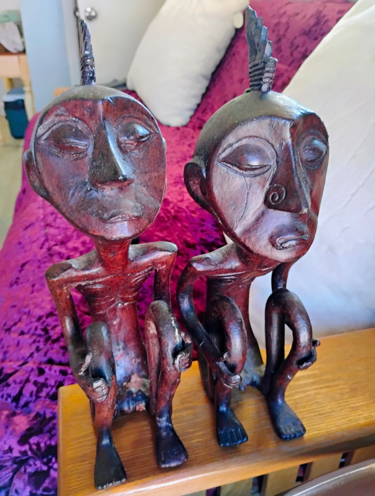 Pair of Carved Wood Tribal People Figurines Sculptures Brown/Black (2 Pack)