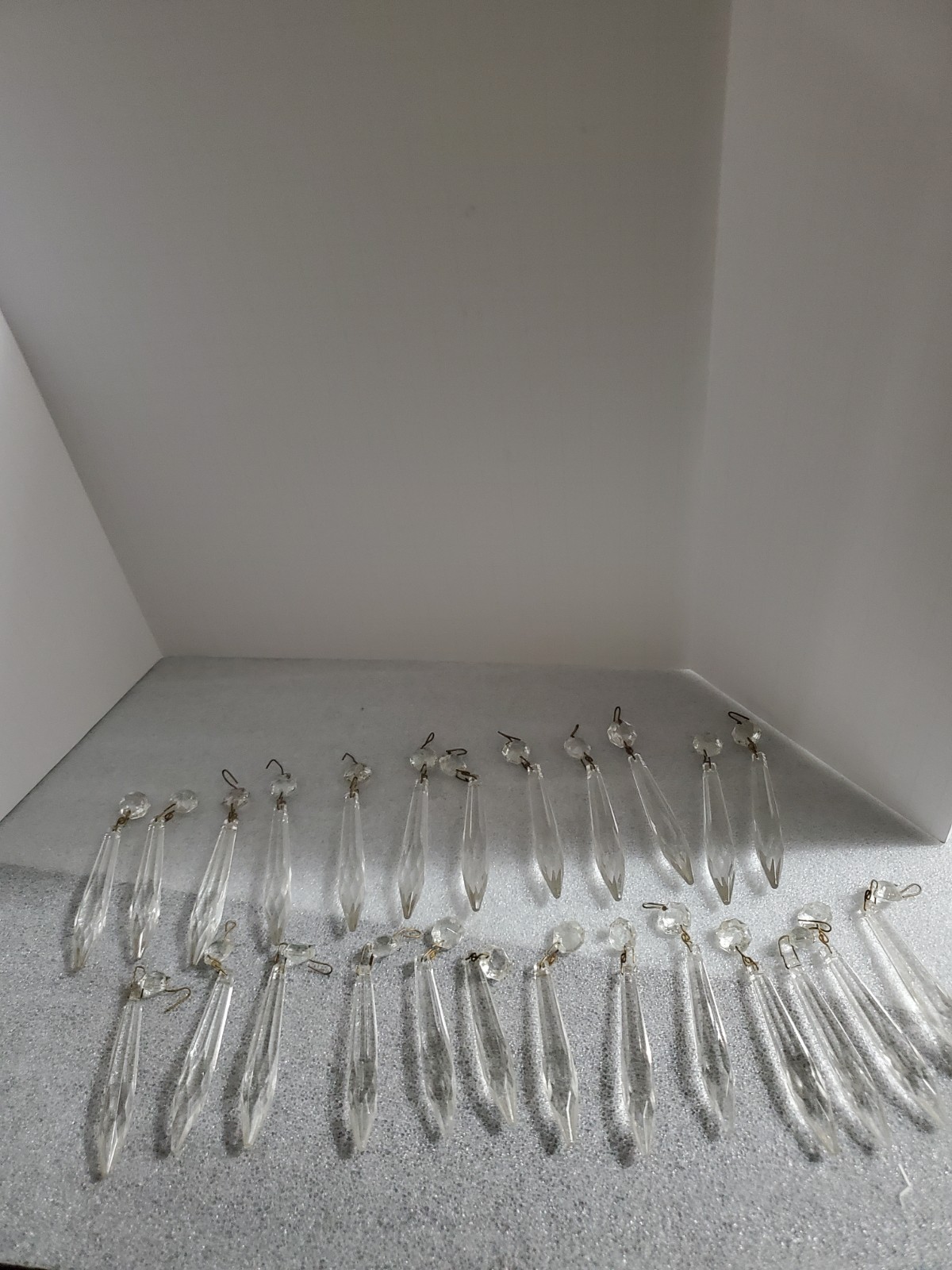 Lot of 25 Vintage Cut Crystal Prism Spears Chandelier Lamp Parts