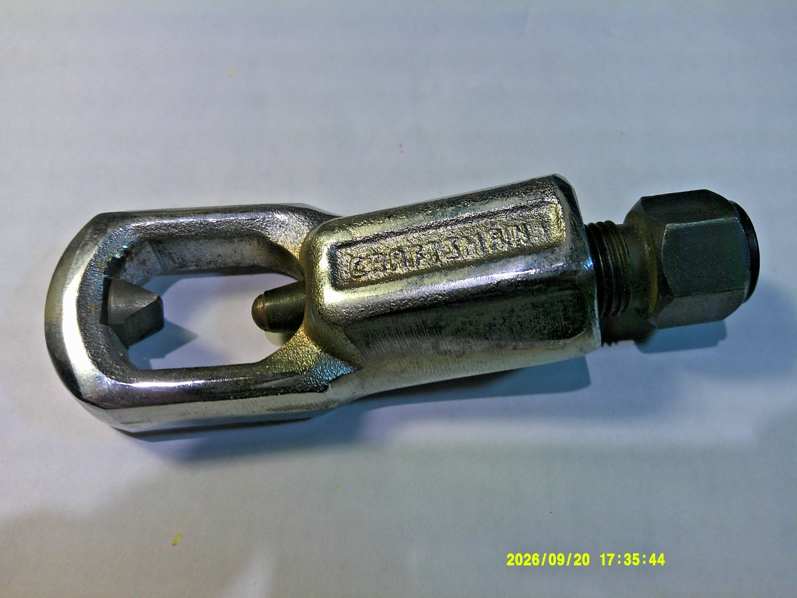 CRAFTSMAN UNIVERSAL NUT CRACKER SPLITTER