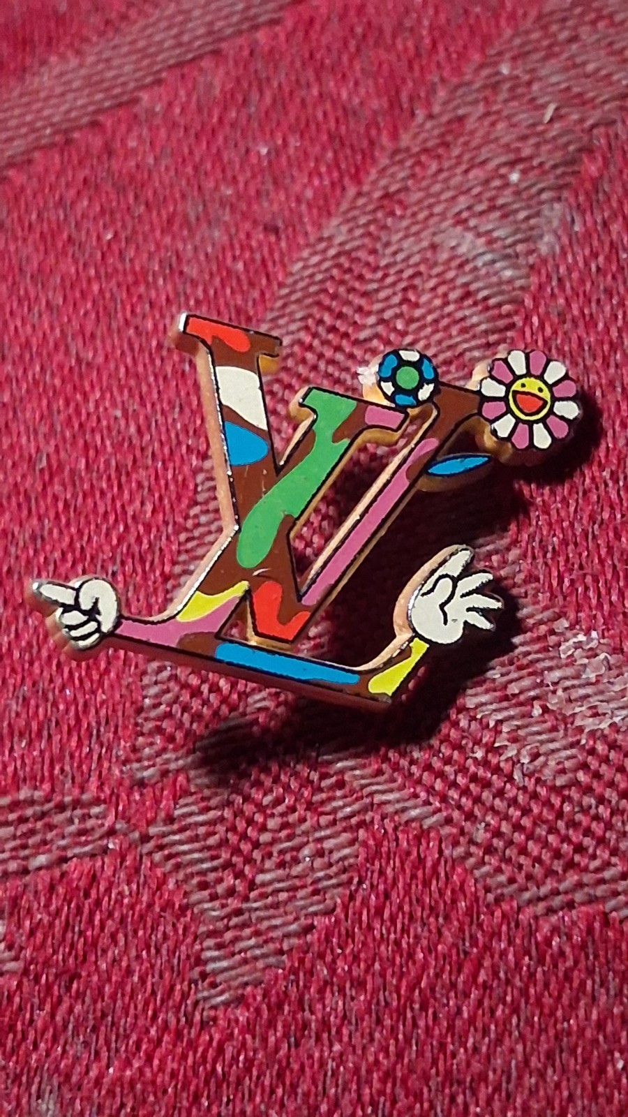  Louis Vuitton( LV )Takeshi Murakami ~~Very Rare~~ Cherry Blossom Pin
