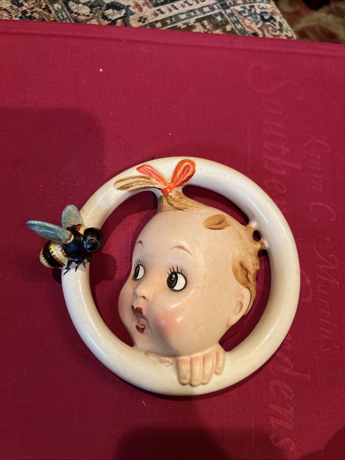 Vintage  M.J. HUMMEL Germany  “Ba Bee” Girl 30/0 B Wall Plaque Figurine