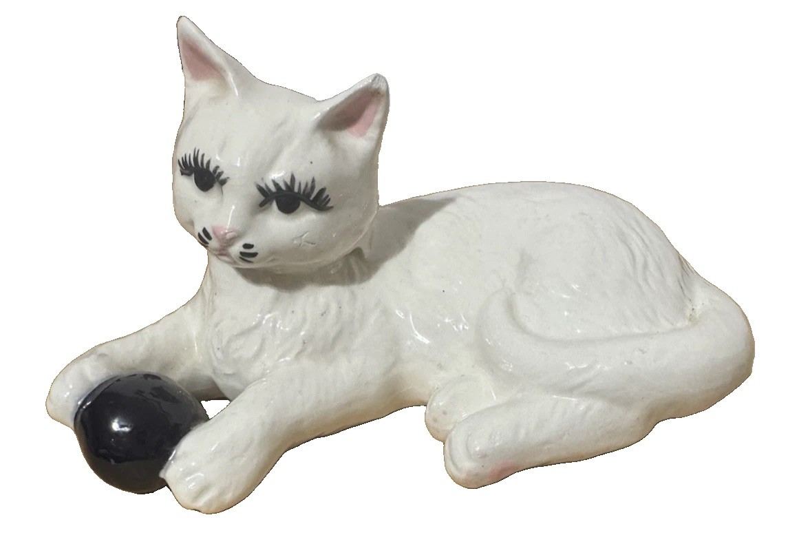 Vintage White Porcelain Cat Figurine Blue Eyes Eyelashes Reclining Repair 5.5