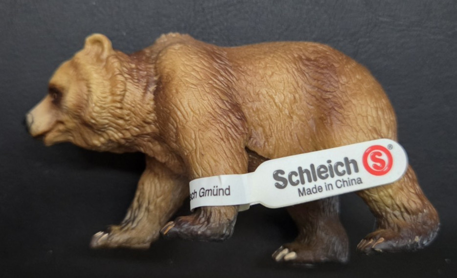 Schleich Brown Grizzly Bear – Retired Wild Life Figure – New With Tag
