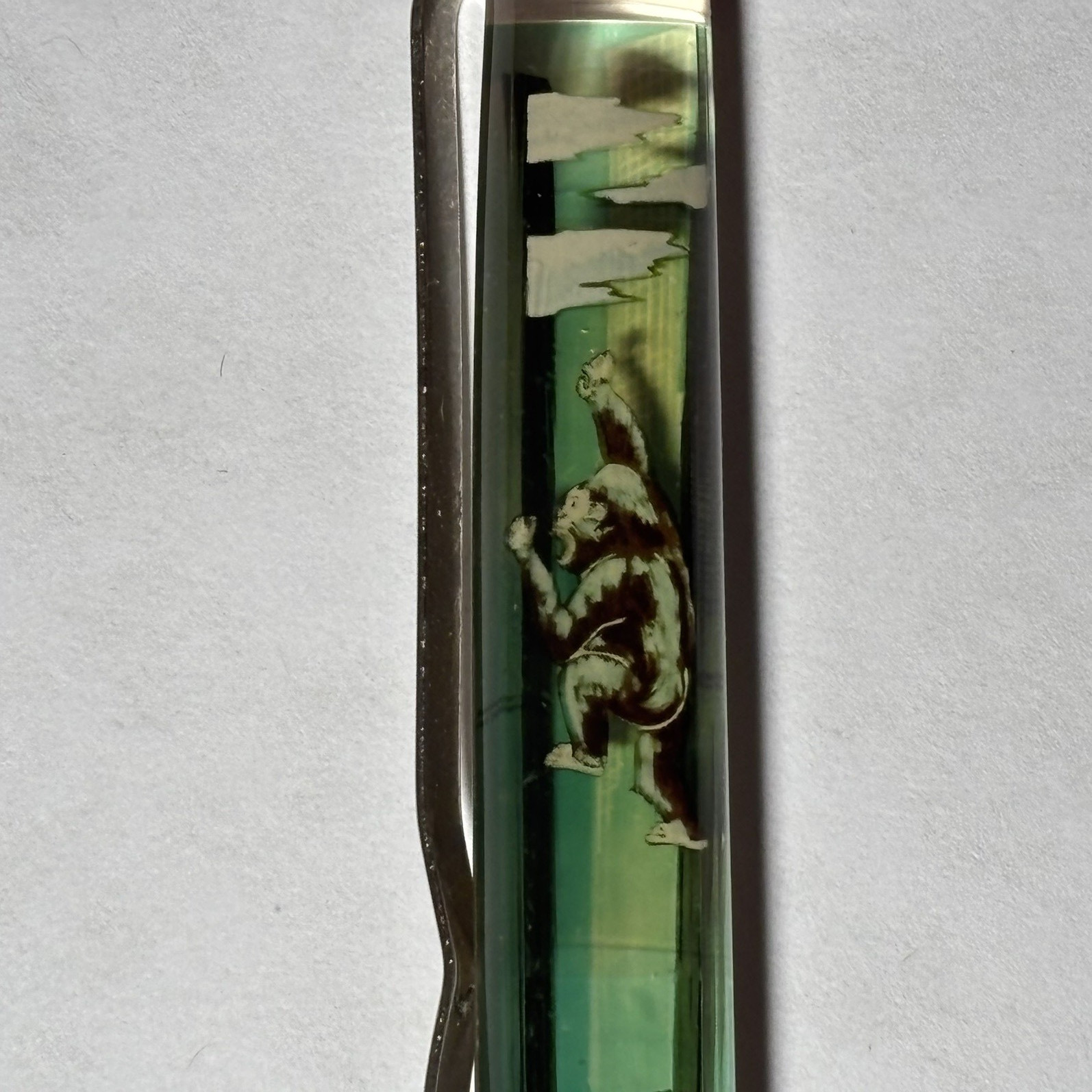World Trade Center Floaty Pen King Kong Climbs Twin Towers Vintage Souvenir NYC