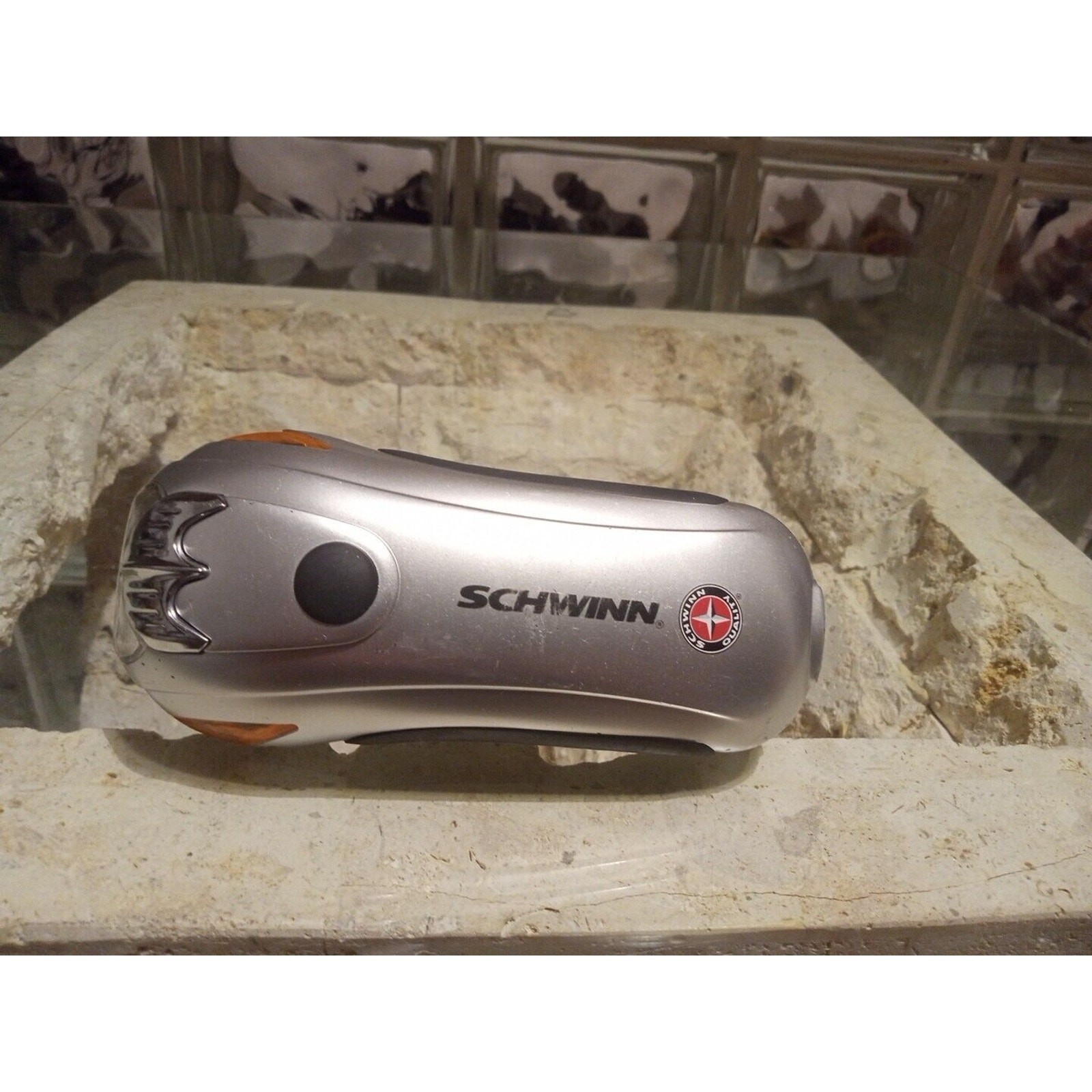 Rare Schwinn Wind-up Bicycle Light 🚨 Emergency Crank Flashlight