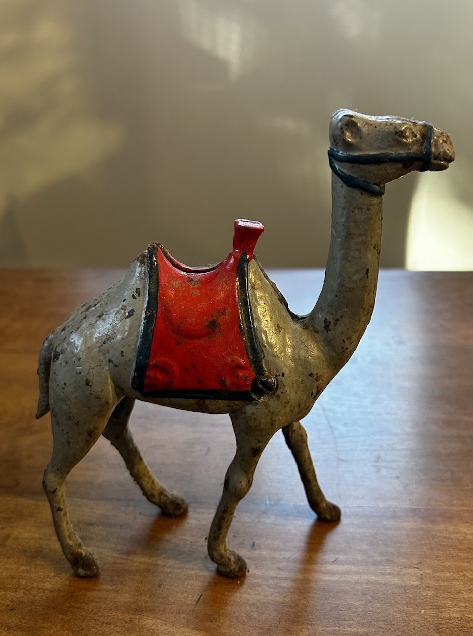 Antique A. C. Williams 1920\'s Cast Iron Camel Still Bank 7.5\