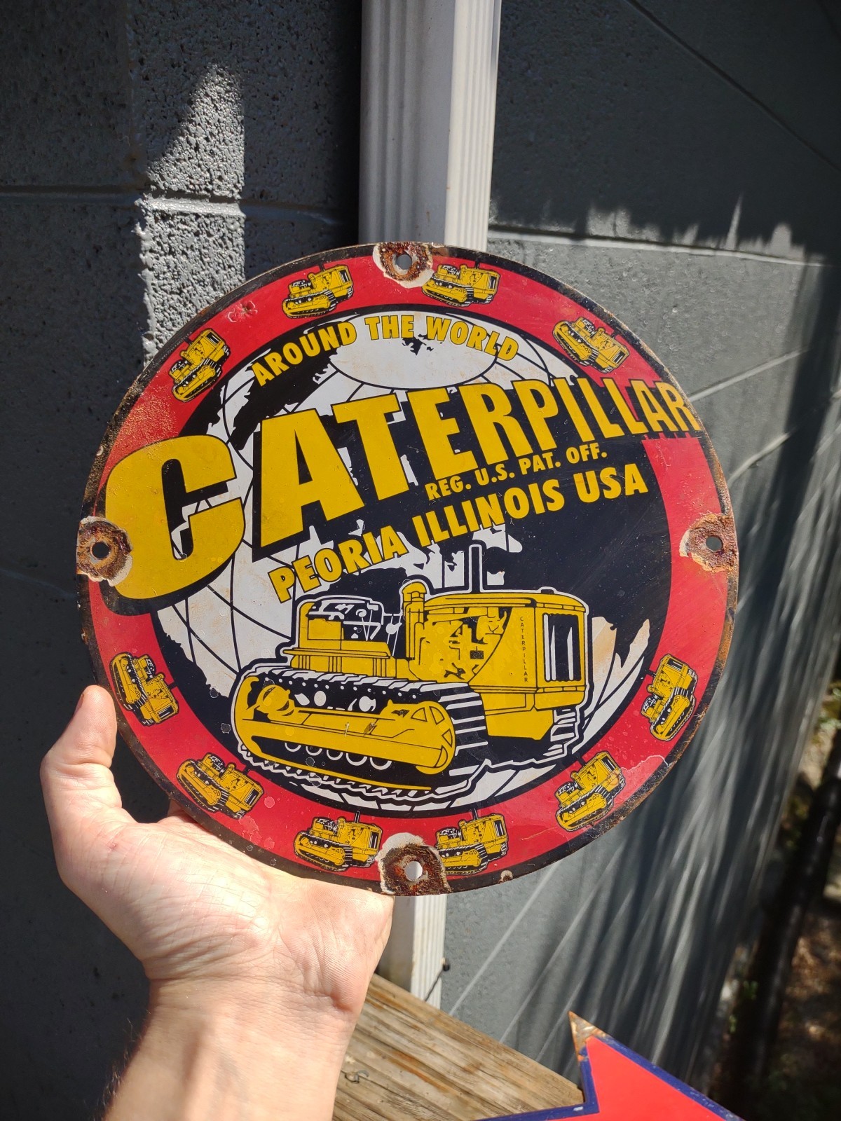 VTG RARE CATERPILLAR ENGINE PARTS 10\