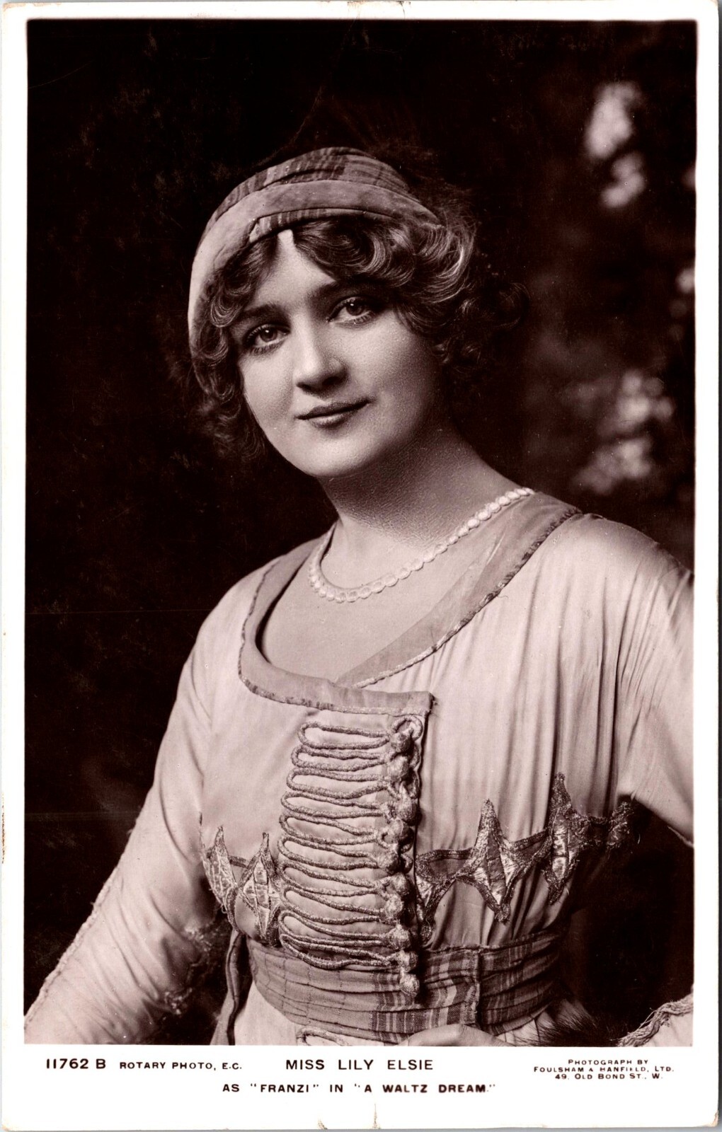 LILY ELSIE : CLOSE-UP : PRETTY STAGE ACTRESS : IN 