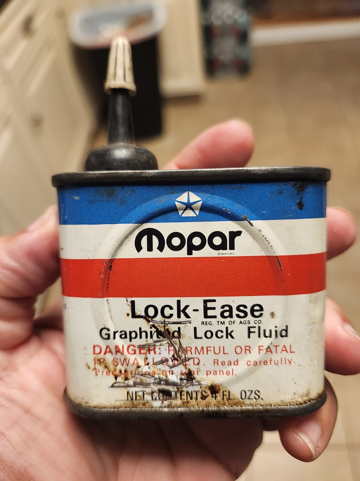 Rare Mopar Lock Ease Empty 4 Oz Oiler