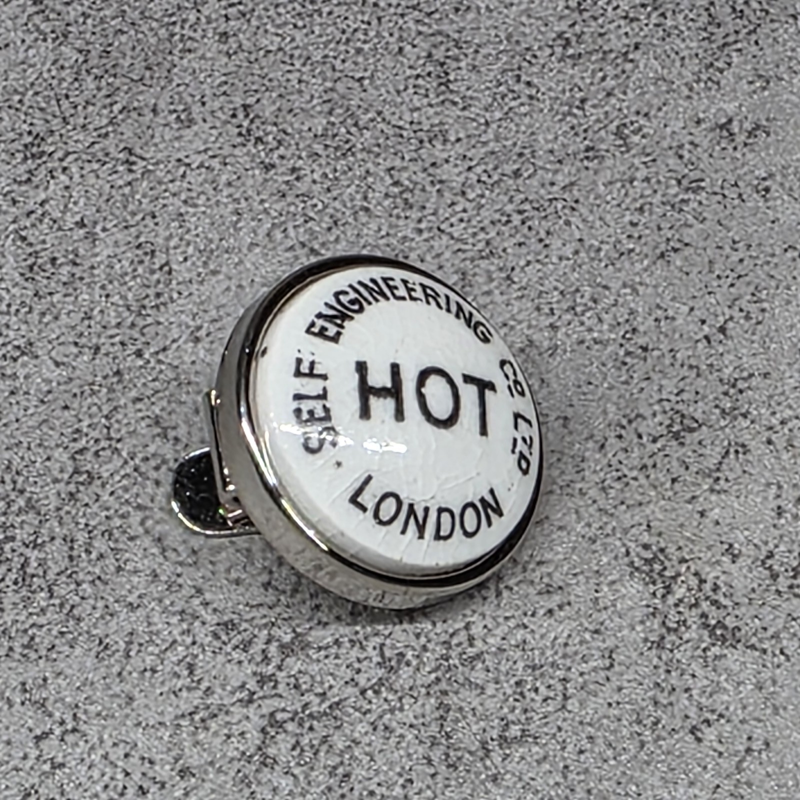 Vintage SELF ENGINEERING CO LTD HOT LONDON Advertising Lapel Pin Clip