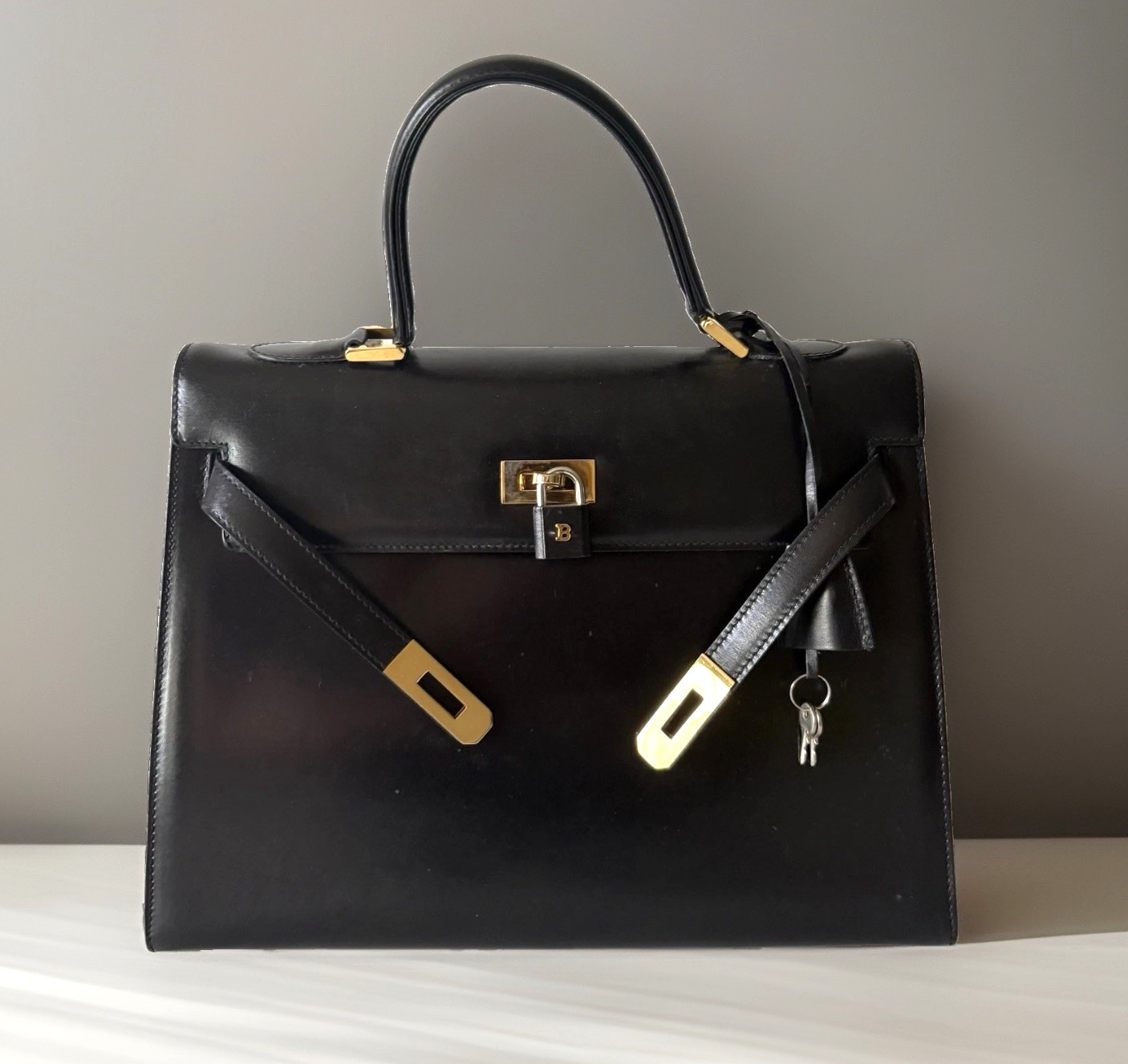Authentic BALLY Hand bag Black Leather From Japan 01293