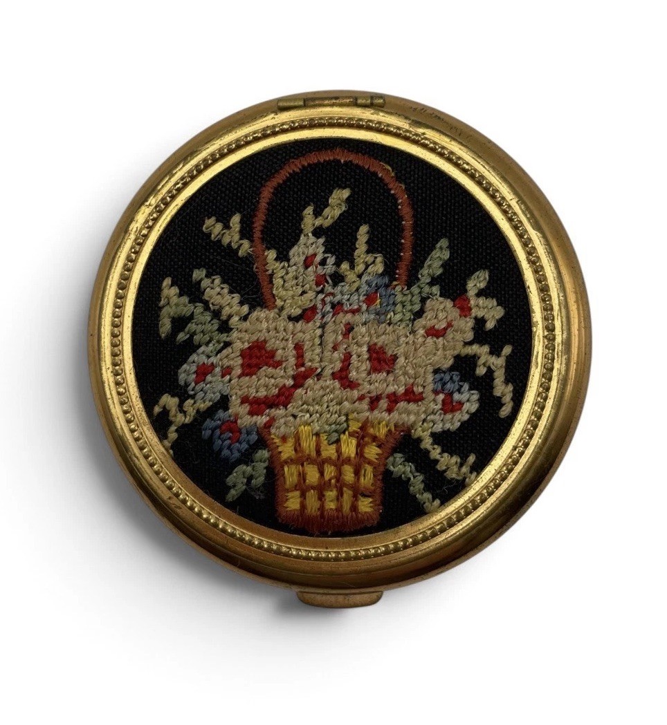 Vintage 1940s 1950s Petit Point Floral Basket Powder Compact Made in USA