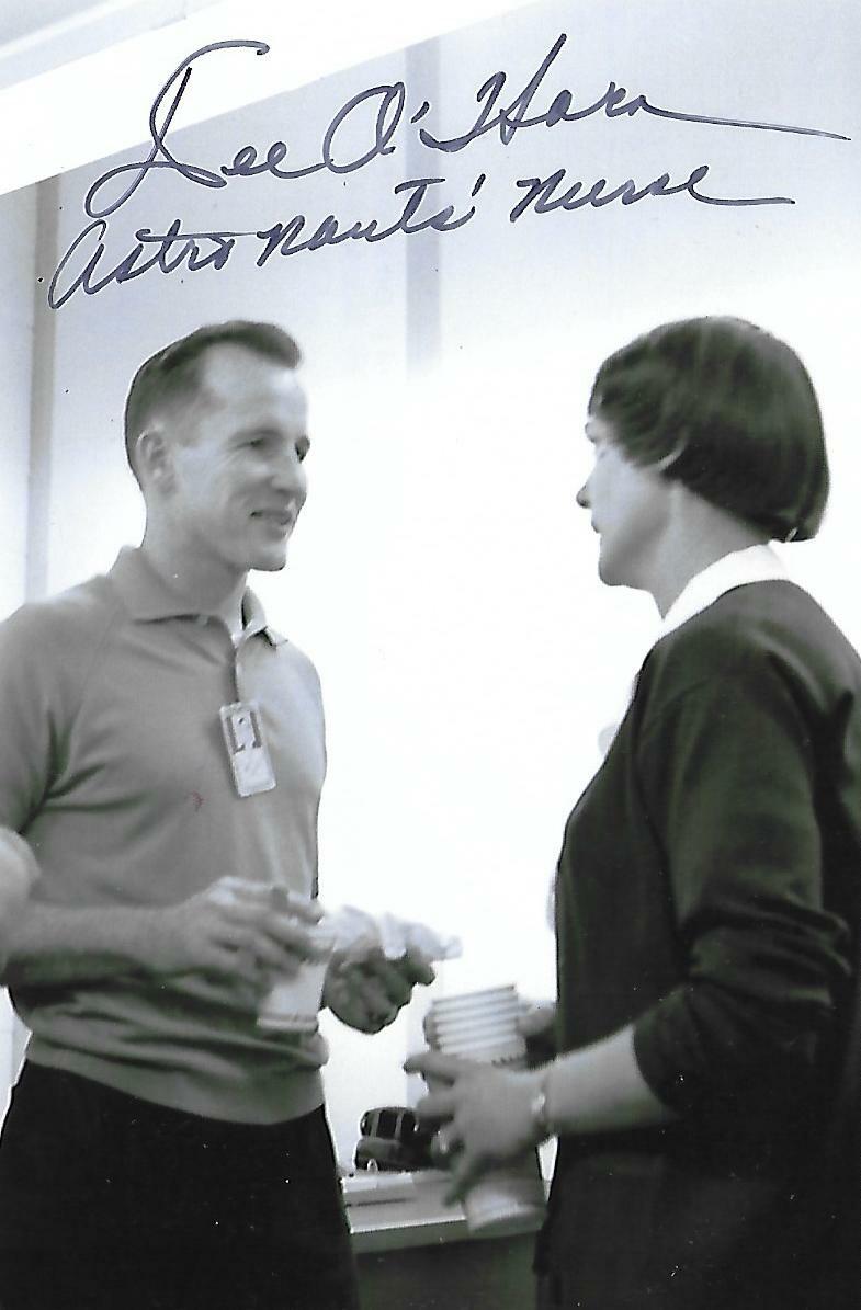 Dee O\'Hara autographed 4x6 photo Astronaut Nurse Space NASA RARE COA LOOK