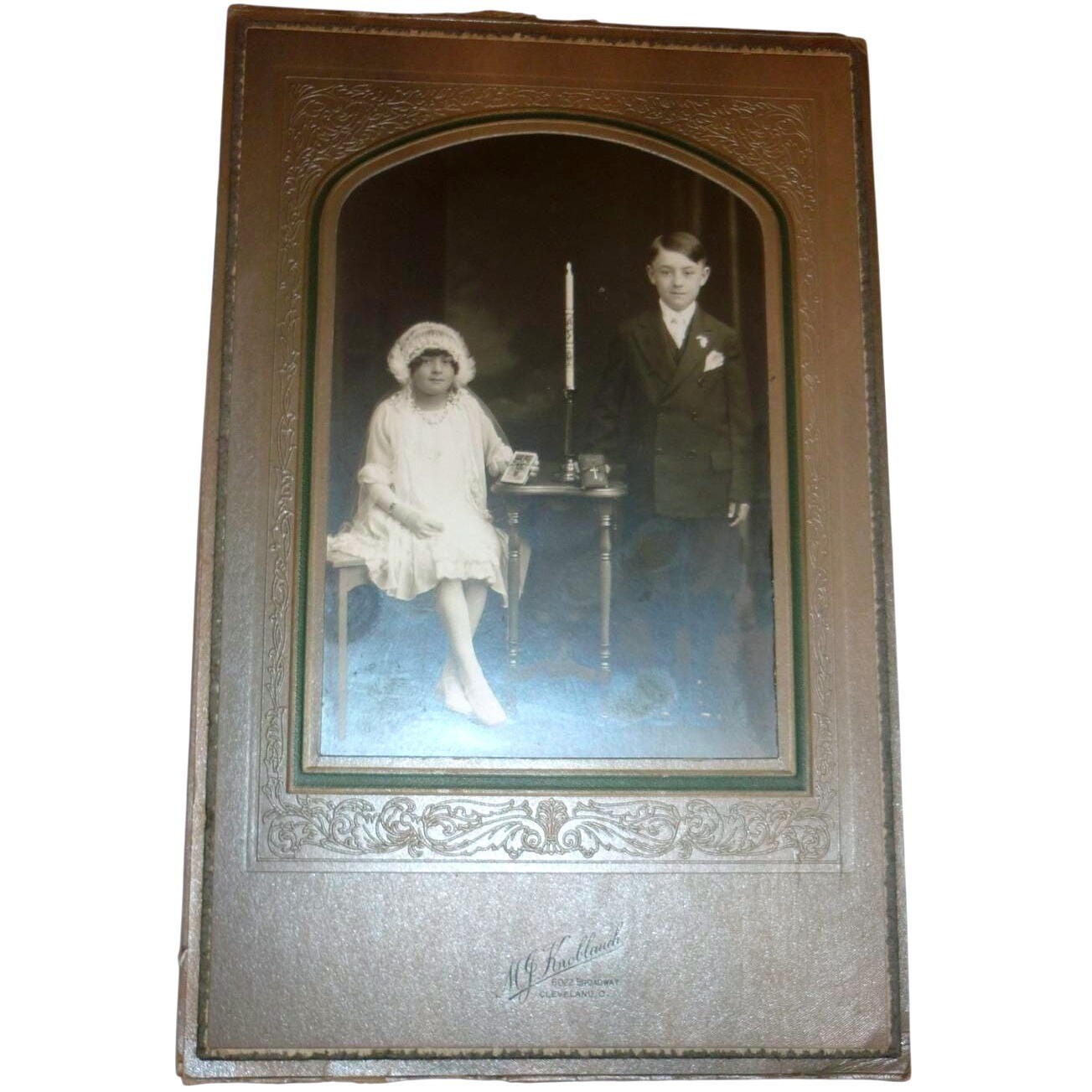 Vintage 1920s First Holy Communion Photo M.J. Knoblauch Cleveland OH Card Folder
