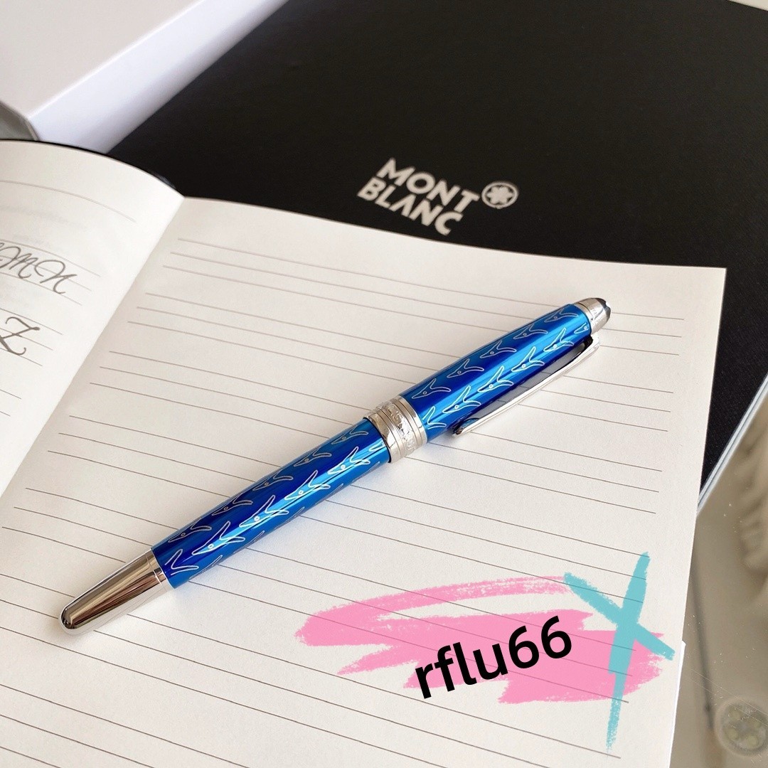 Montblanc Masterpiece “The Little Prince and the Fox” Ballpoint Pen Gift Set