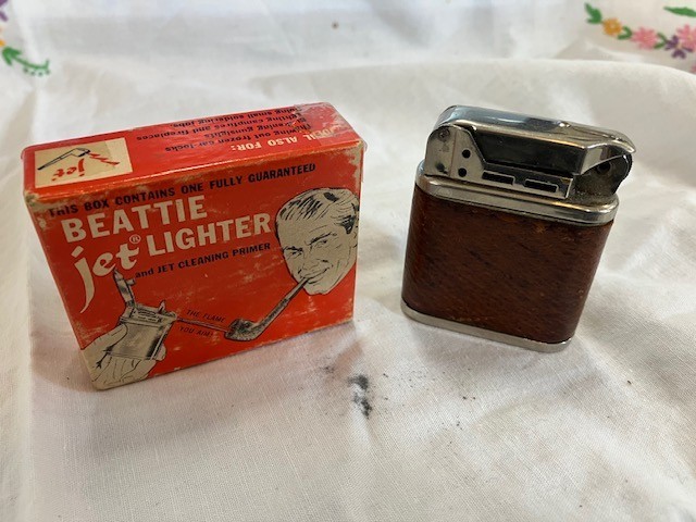 Vintage Early Patent Leather & Chrome Beattie Jet Lighter w/Original Box & Acc.