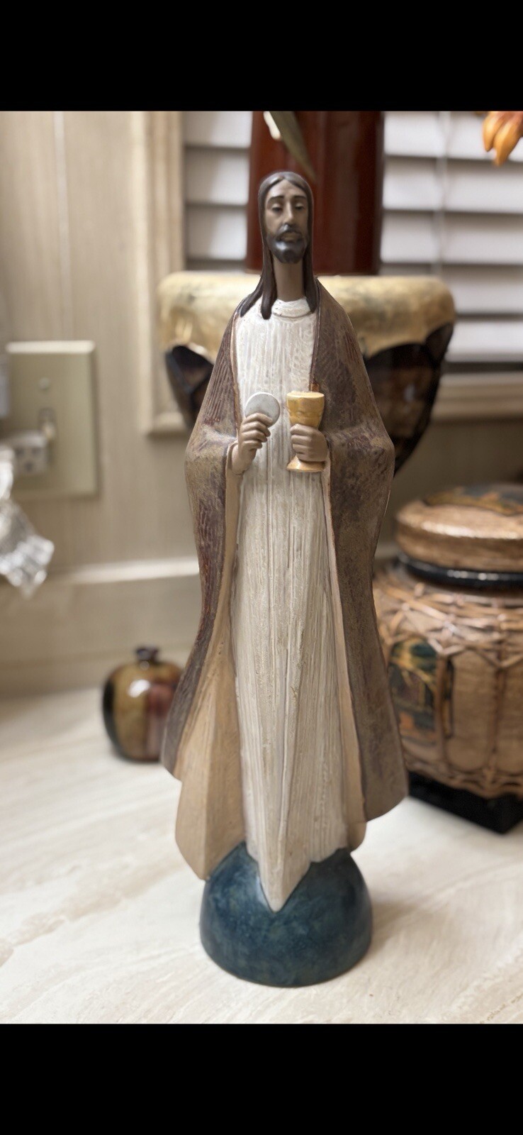 Beautiful Liadro Jesus Puche Bread Of Life Retired Clay Figurine