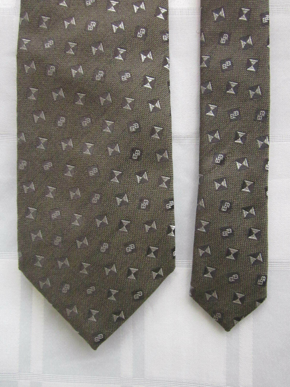 BALLY WOOL and SILK TIE Silver Signature BB Hourglass Weave Made in Italy