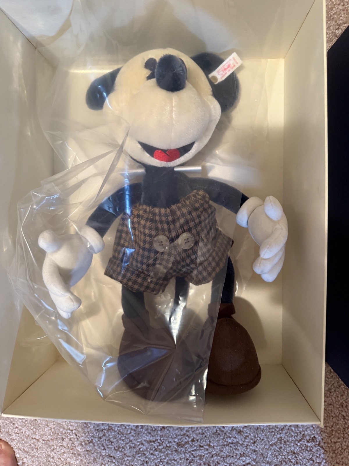 STEIFF MICKEY MOUSE #1105 Le Maison de Donaldson of Walt Disney LE ONLY 2000