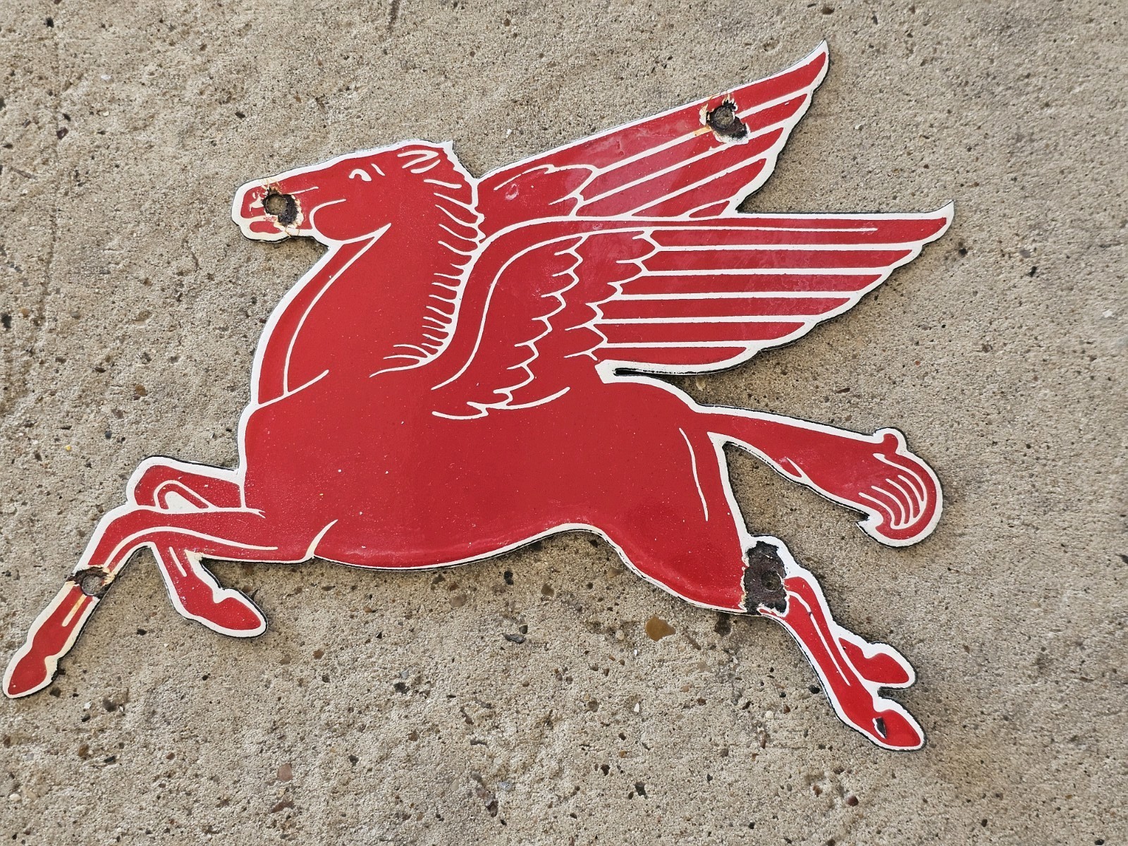 VINTAGE 1950'S PEGASUS DIE-CUT MOBILOIL  PORCELAIN  SIGN  11