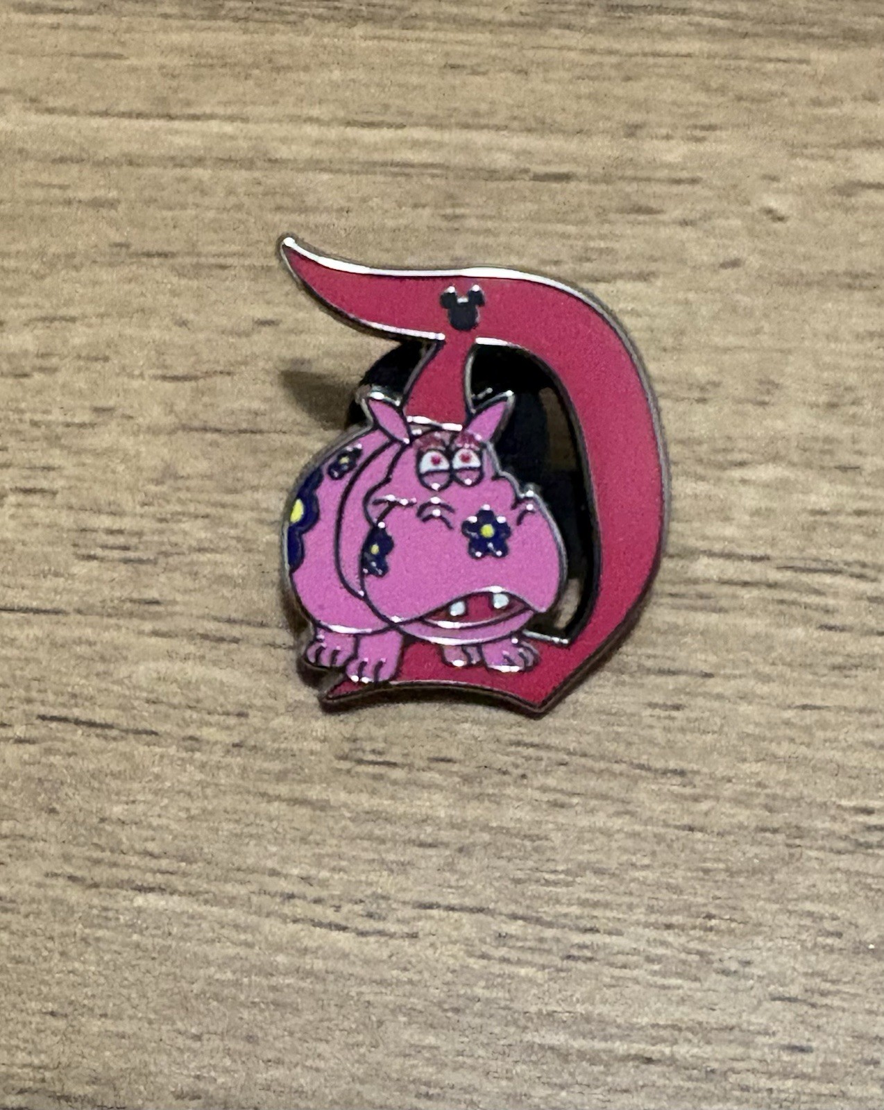 Disney Disneyland Chaser Hippo D Pin. Hidden Mickey Pin 2026 Wave B Rare
