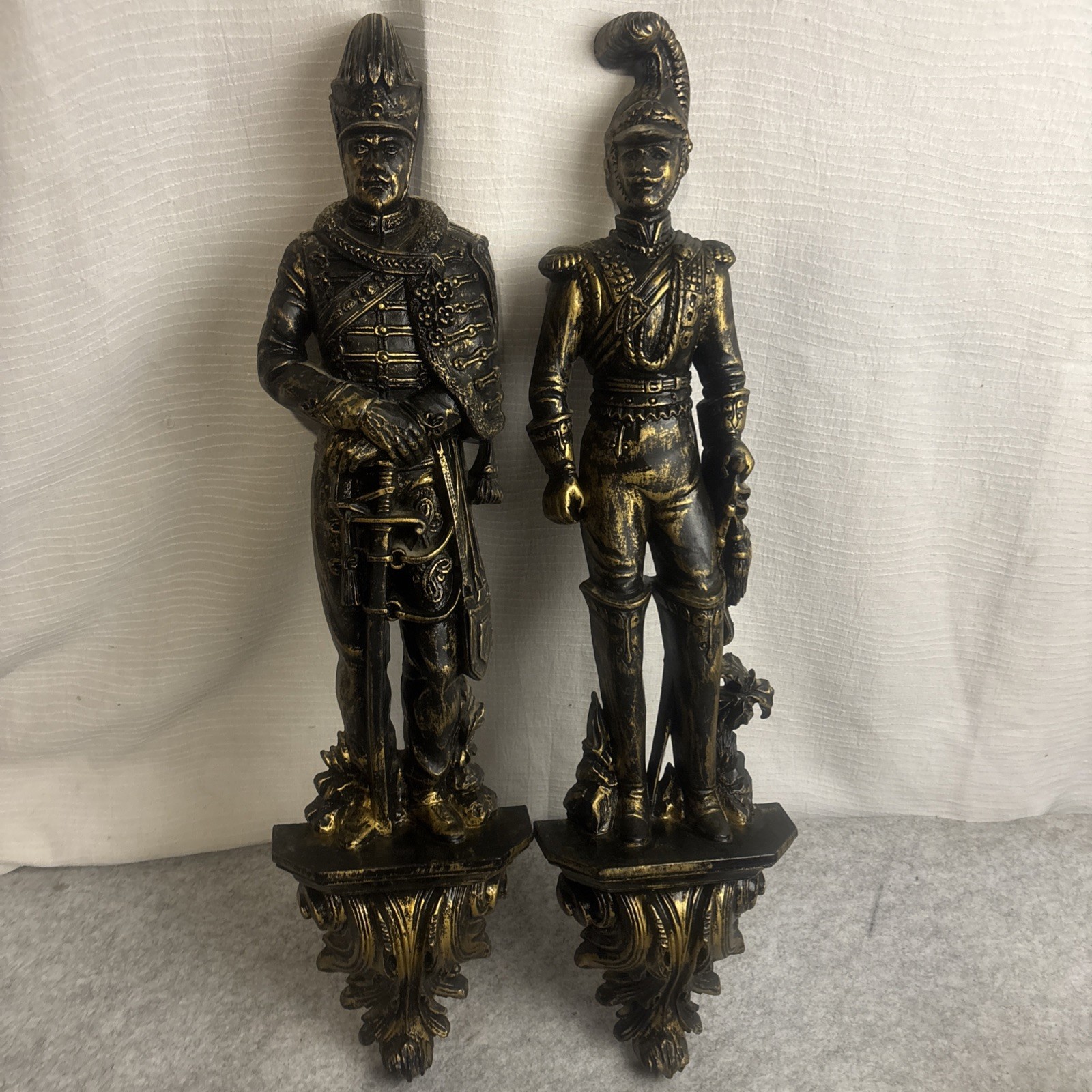 1965 BURWOOD MEDIEVAL Soldiers Knight Gothic 24” Wall Hanging decor #4325 / 4326