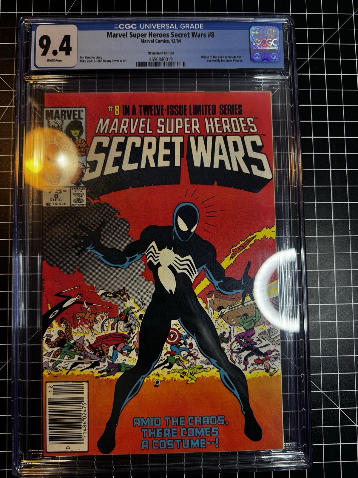 Secret Wars #8 NEWSSTAND CGC 9.4 White Pages Origin Of The Black Suit