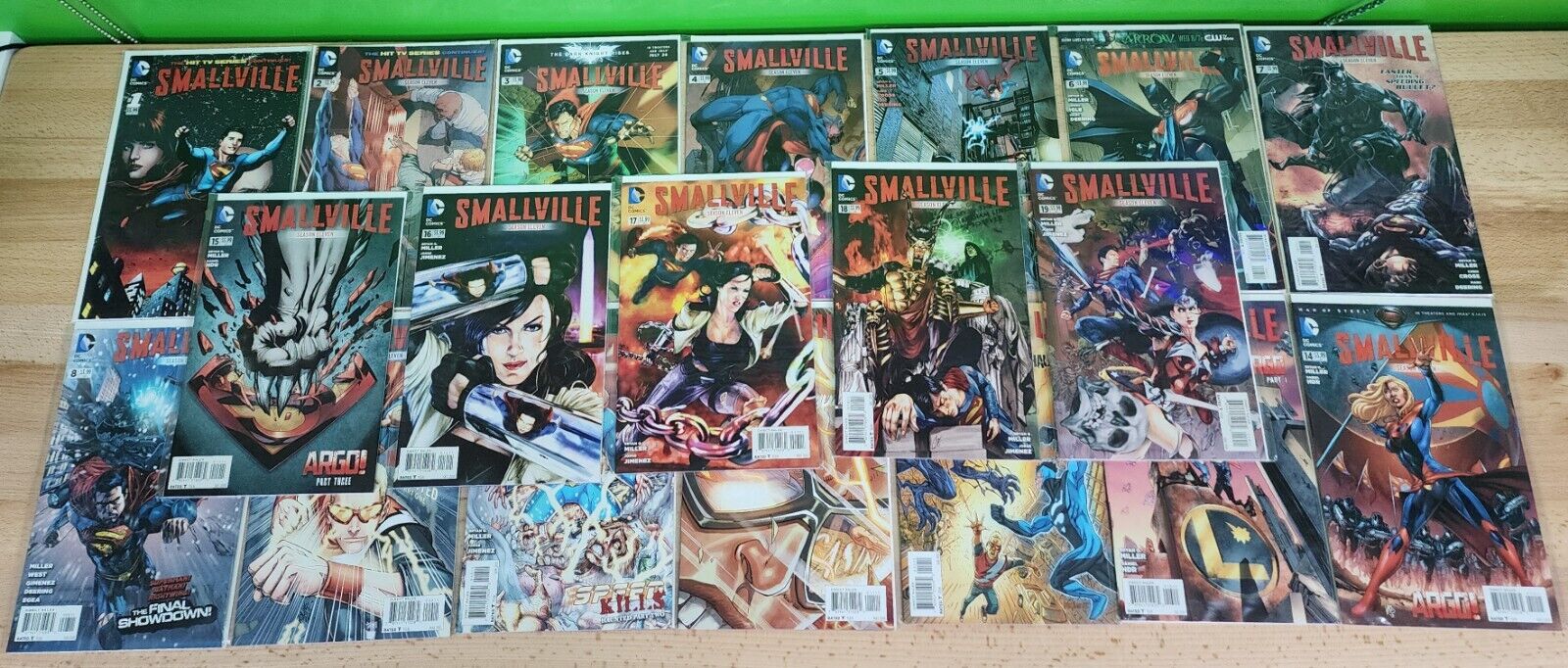 SMALLVILLE SEASON 11 #1-19 COMIC COMPLETE FULL SET Bagged And Boarded TV Show DC
