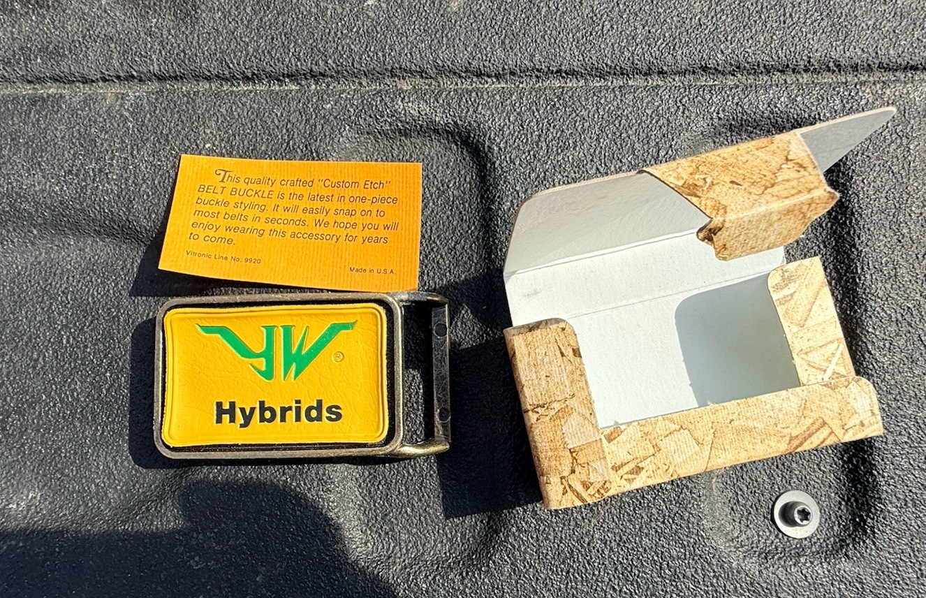 Vintage JW Hybrids Seed Corn Advertising Belt Buckle – NOS With Box & Card