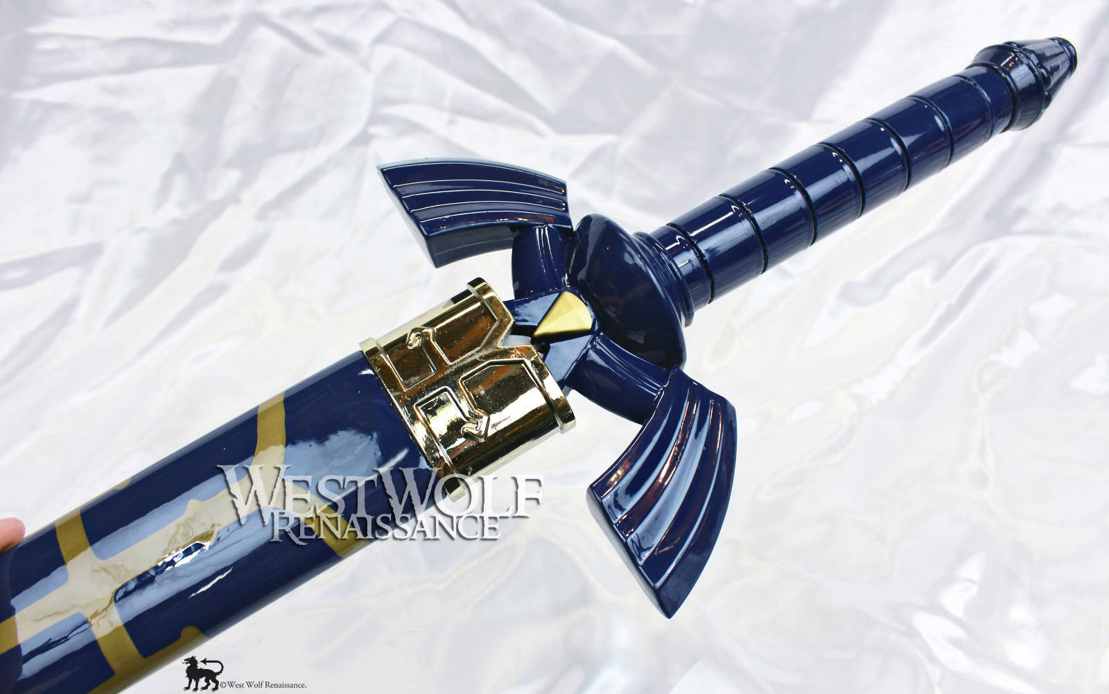 Legend of Zelda - Link's Steel Hylian Knight MASTER SWORD with Scabbard -- NEW