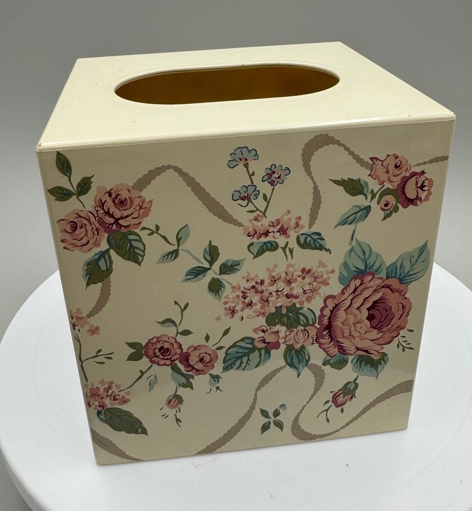 Tissue Box Cover Roses Cottagecore Floral Square Flowers Acrylic Japan Vtg Pink