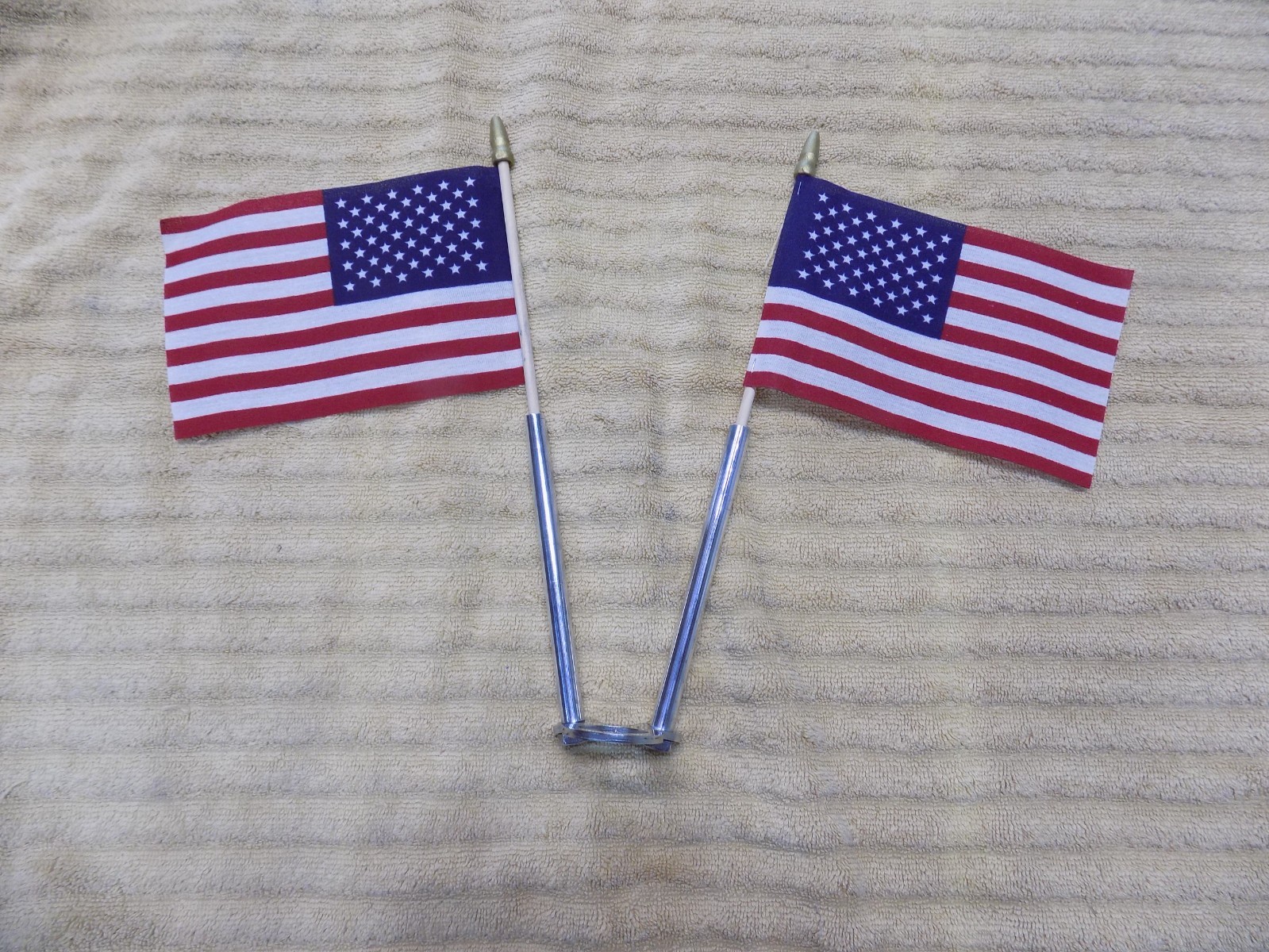 BICYCLE PARADE FLAG HOLDER TWO FLAGS MOUNTS UNDER THE HEAD SET TOP NUT 13.5