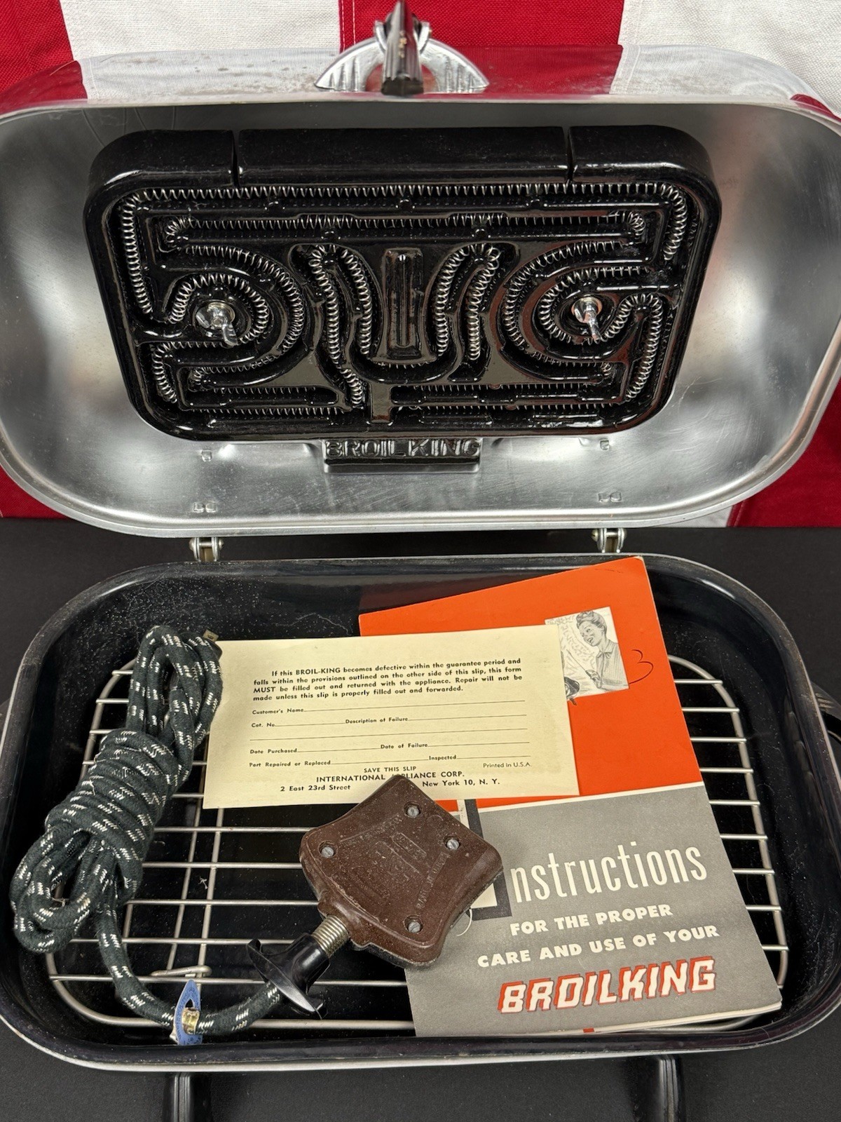Vintage Broil King 1950s ? chrome kitchen broiler W Cord Paperwork UNTESTED READ