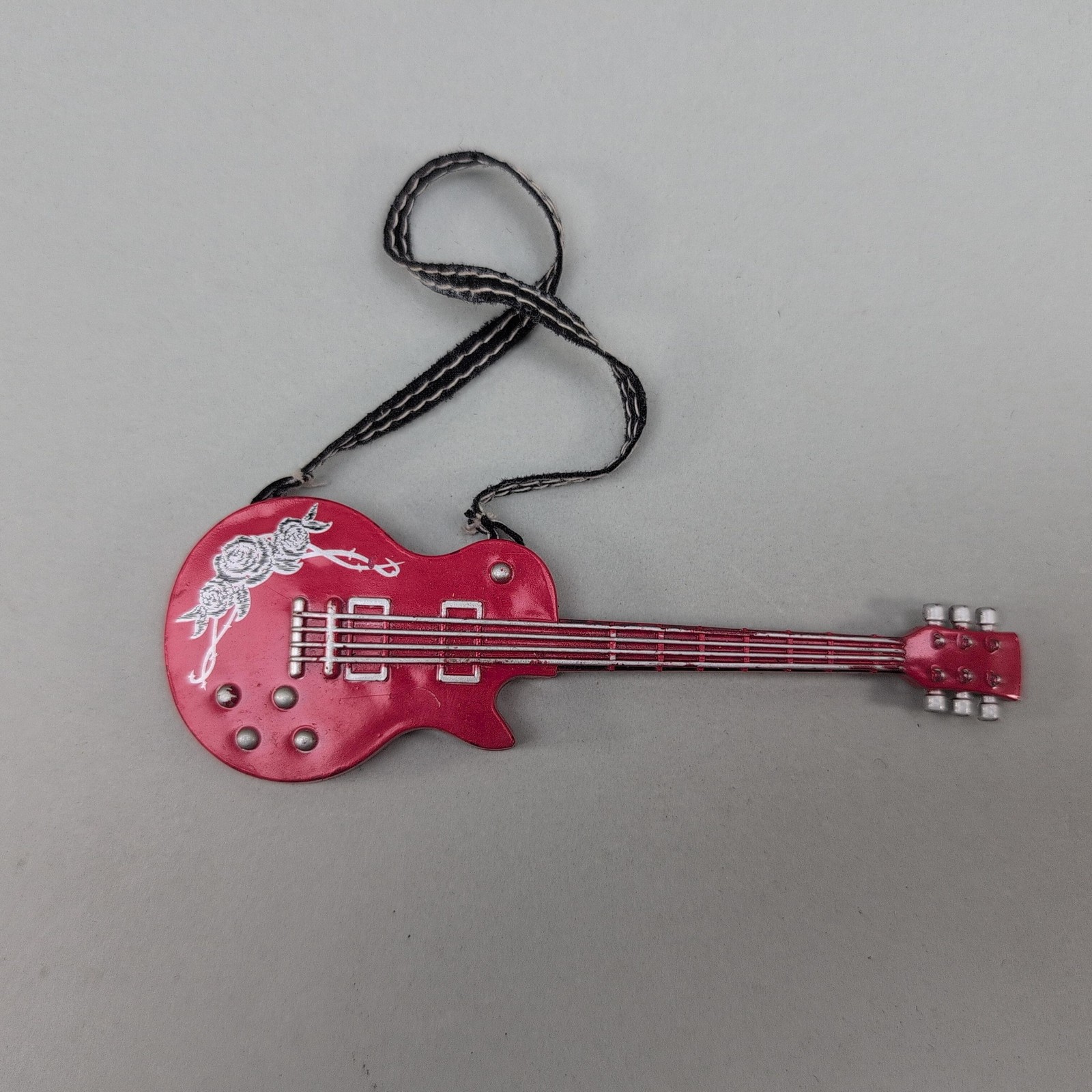 Bratz Yasmin Rock Angelz Guitar With Strap Girlz Really Rock Bratz Yasmin Rock Angelz Guitar With Strap Girlz Really Rock