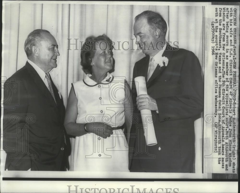 1966 Press Photo Robert Ainsworth sworn in with wife and Judge John Minor Wisdom