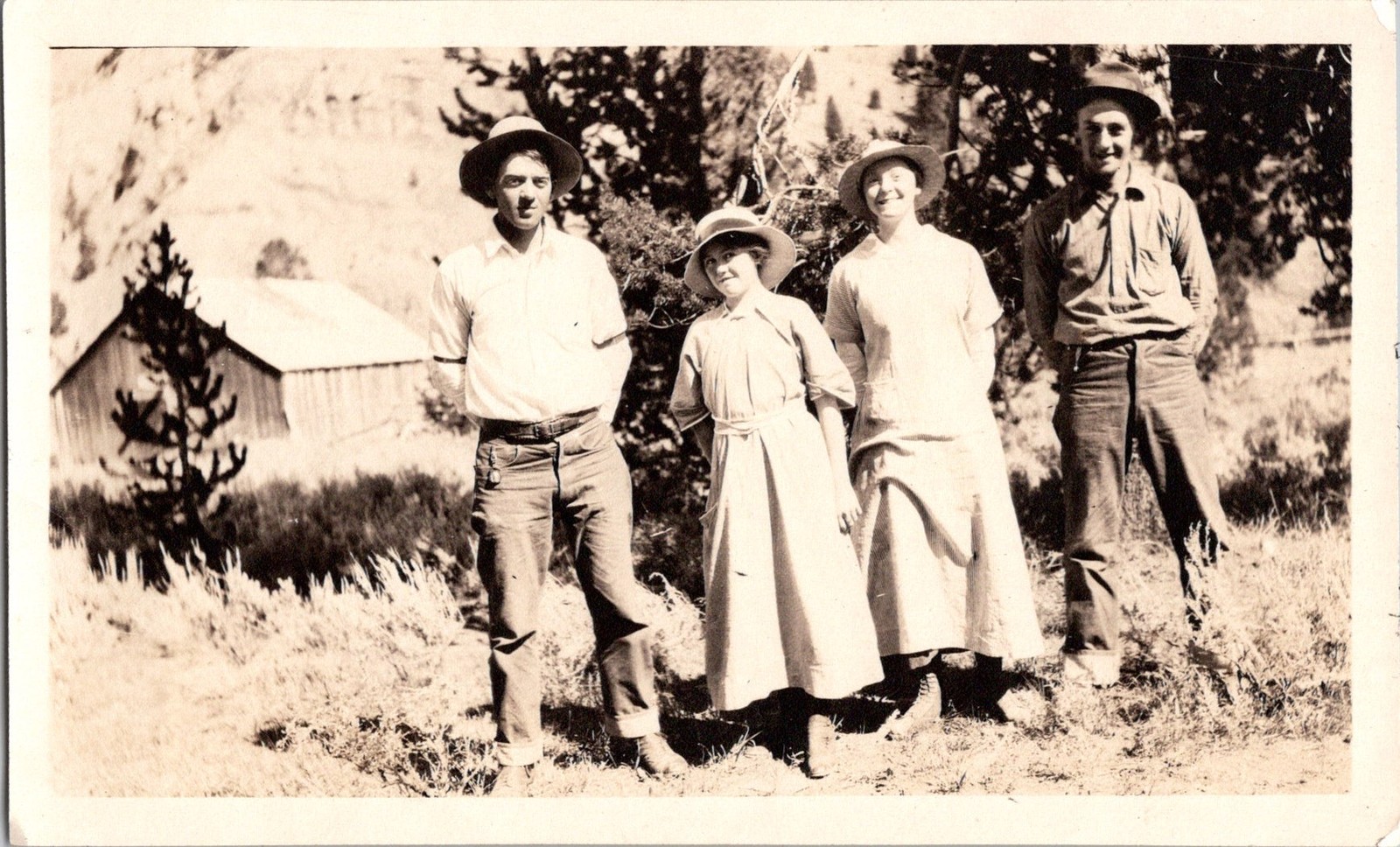 Antique 1910s-1920s Snapshot Photo 4 People Outdoor Rural Barn Sepia Tone