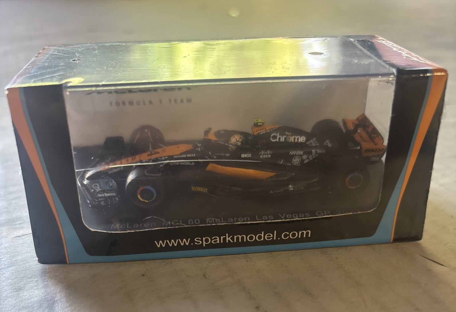 SPARK  Scale 1/64 2023 McLaren F1 MCL60 Norris Las Vegas GP Resin Diecast