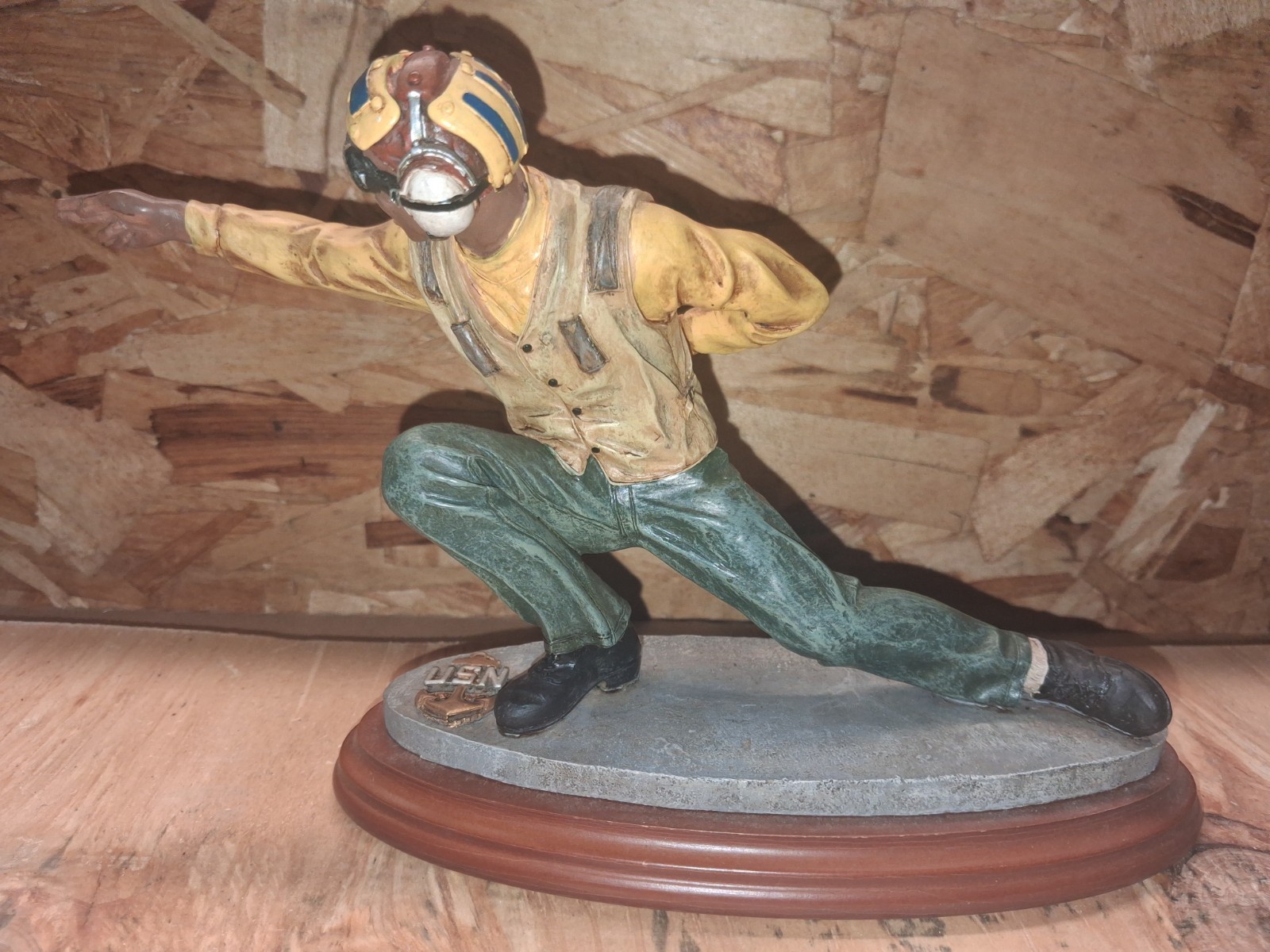 1998 Vanmark American Hero's 'Shooter' Sculpture #1 / 337