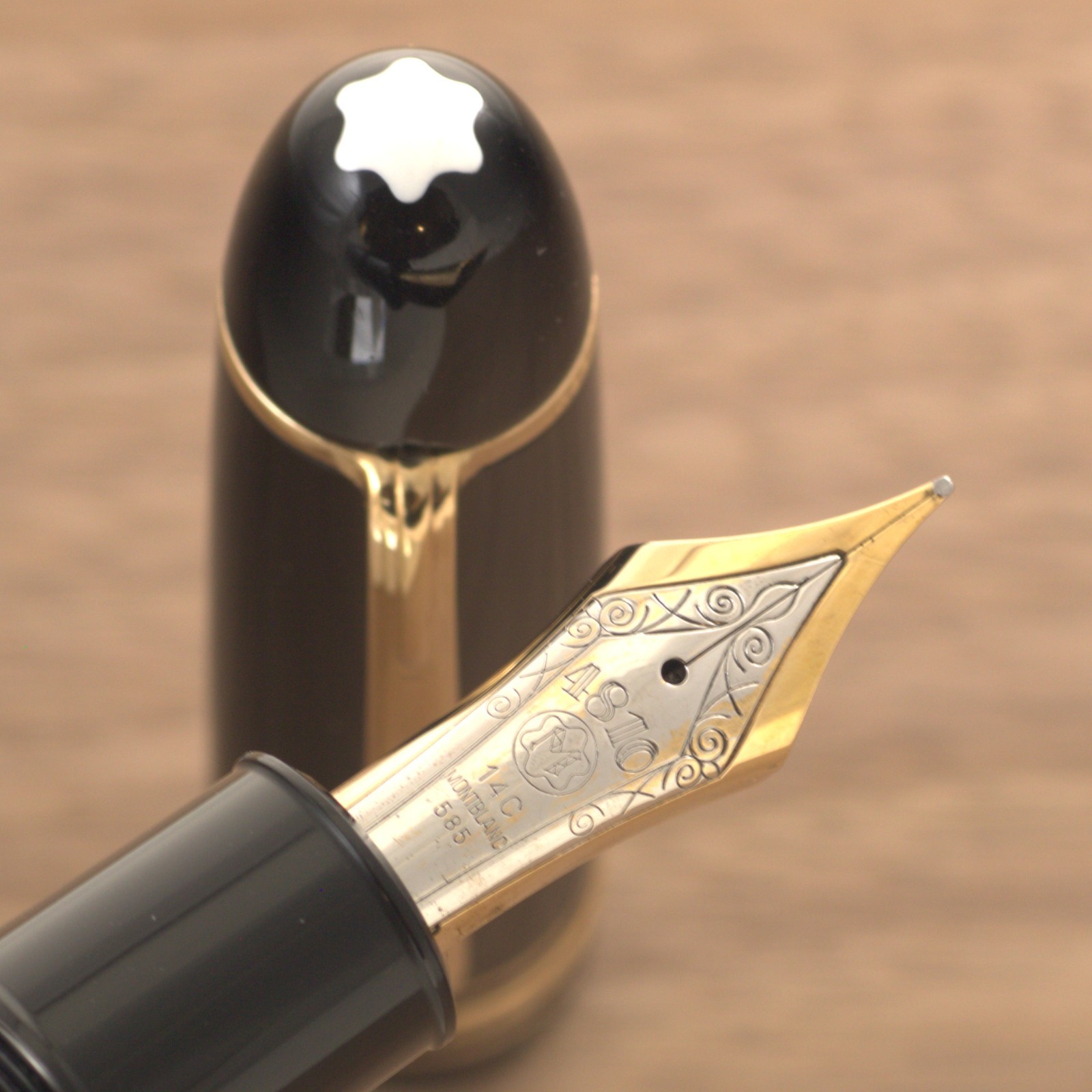 Authentic Vintage 1980s Montblanc 149 Meisterstuck 14C F 2 tone Ebonite Feed