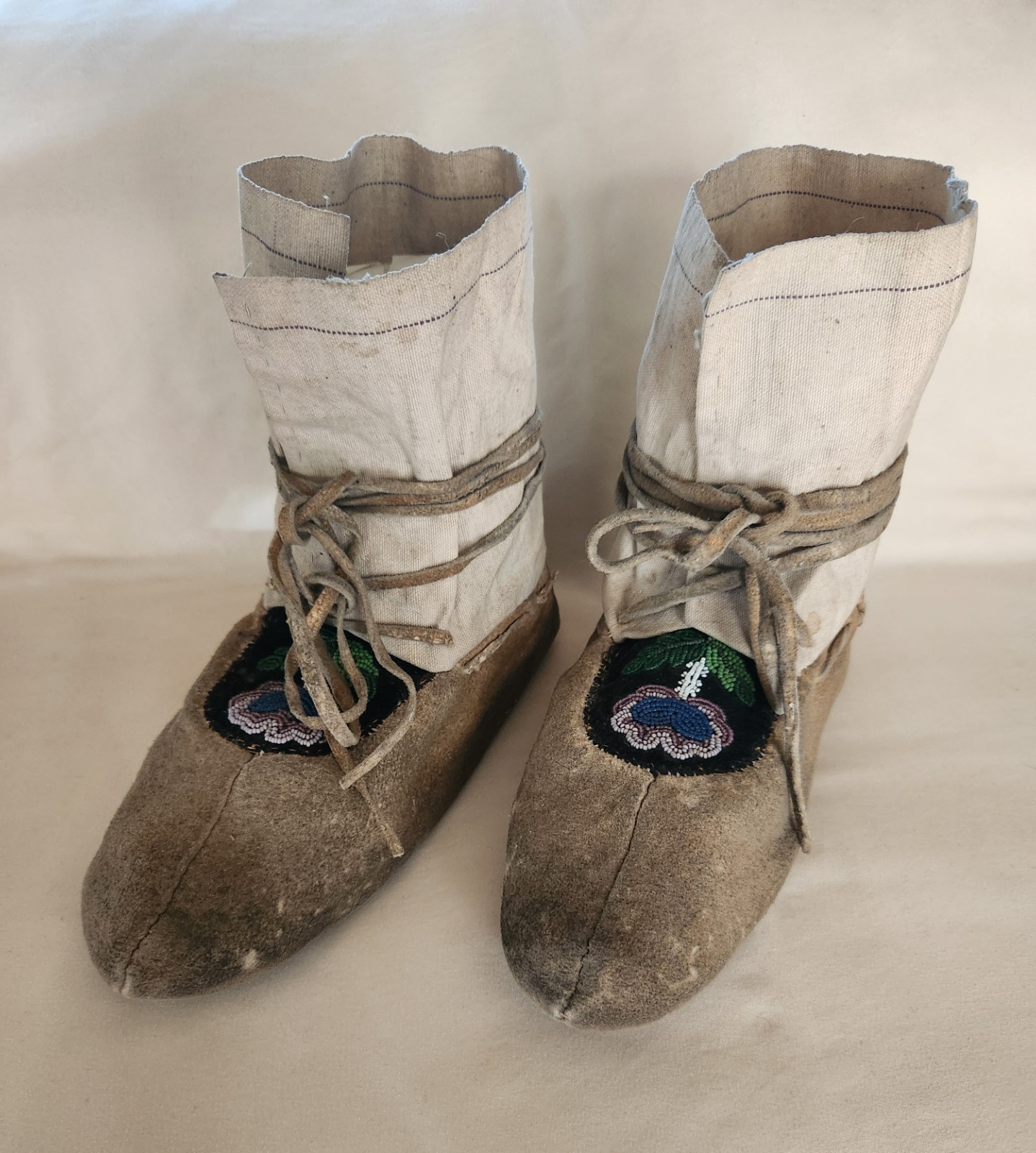 Antique Native American Moccasins Beaded Great Lakes Early 1900s 10.5\